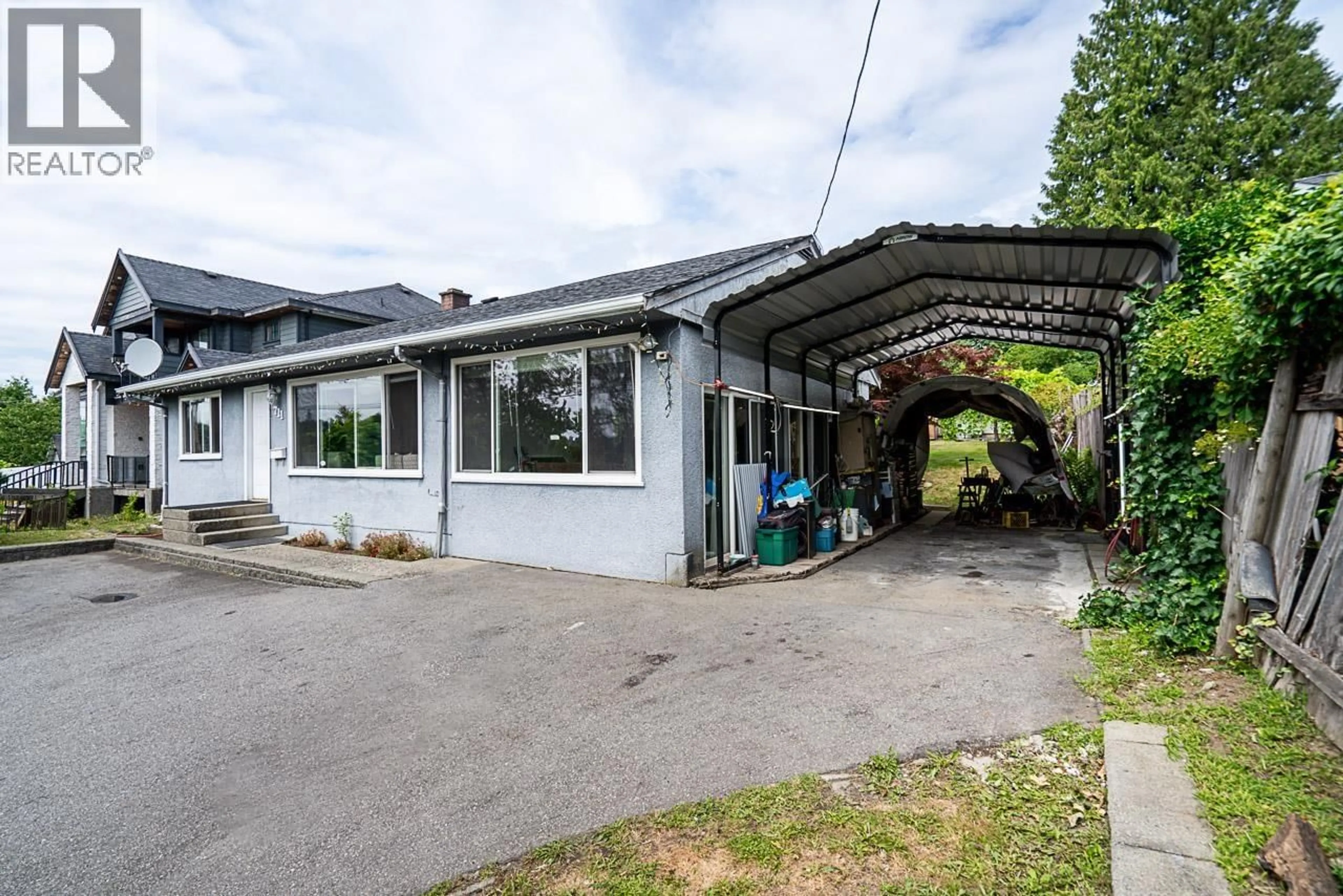 Unknown for 711 ALDERSON AVENUE, Coquitlam British Columbia V3K1T7