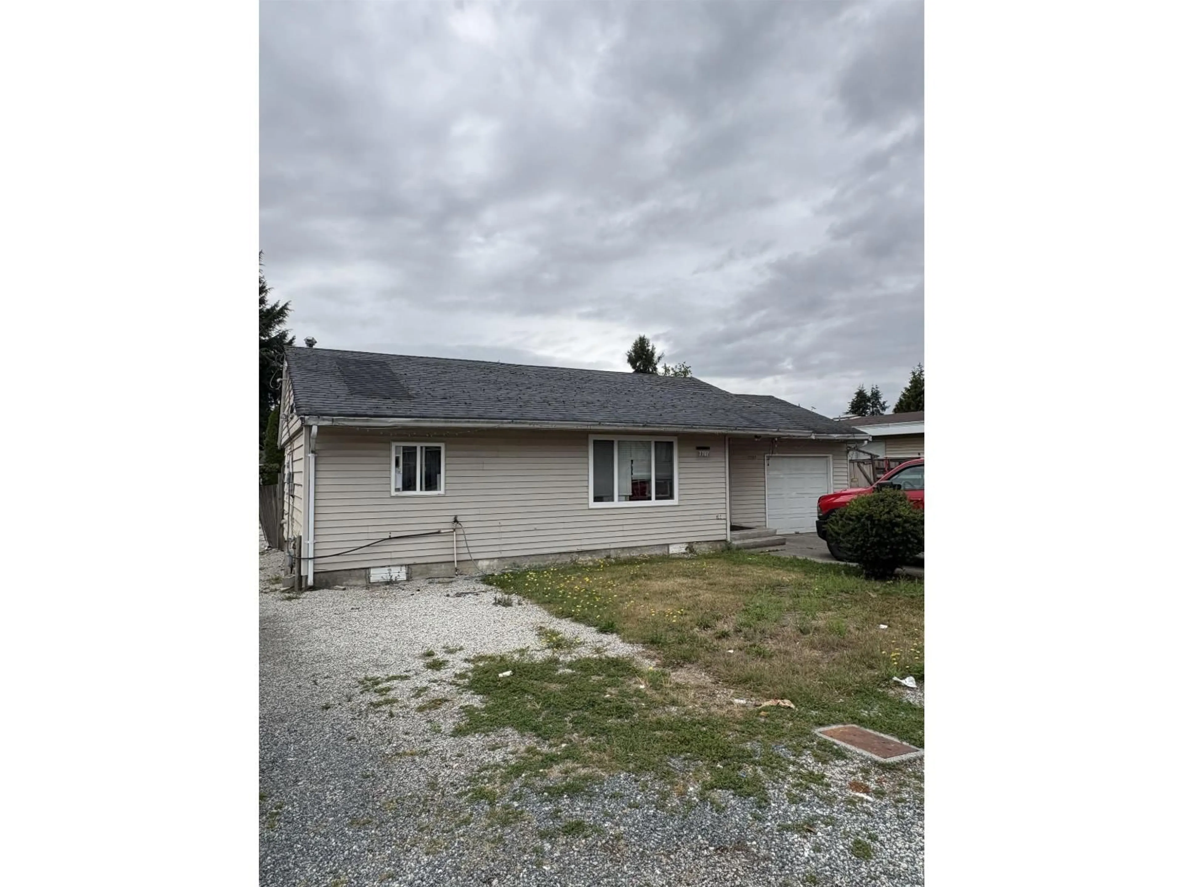 A pic from outside/outdoor area/front of a property/back of a property/a pic from drone, unknown for 7707 118 STREET, Delta British Columbia V4C6G9
