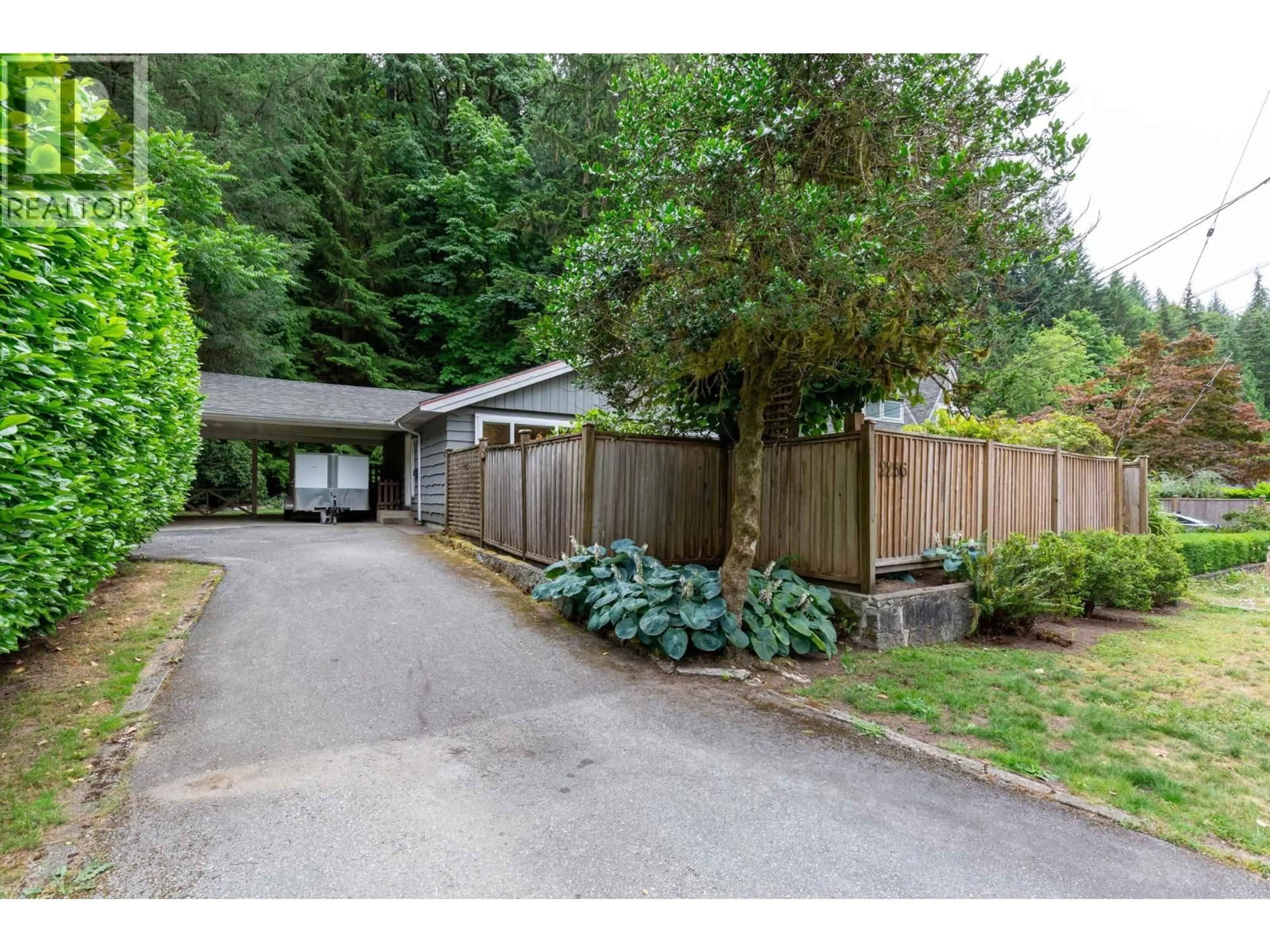 A pic from outside/outdoor area/front of a property/back of a property/a pic from drone, street for 2256 CHAPMAN WAY, North Vancouver British Columbia V7H1W1