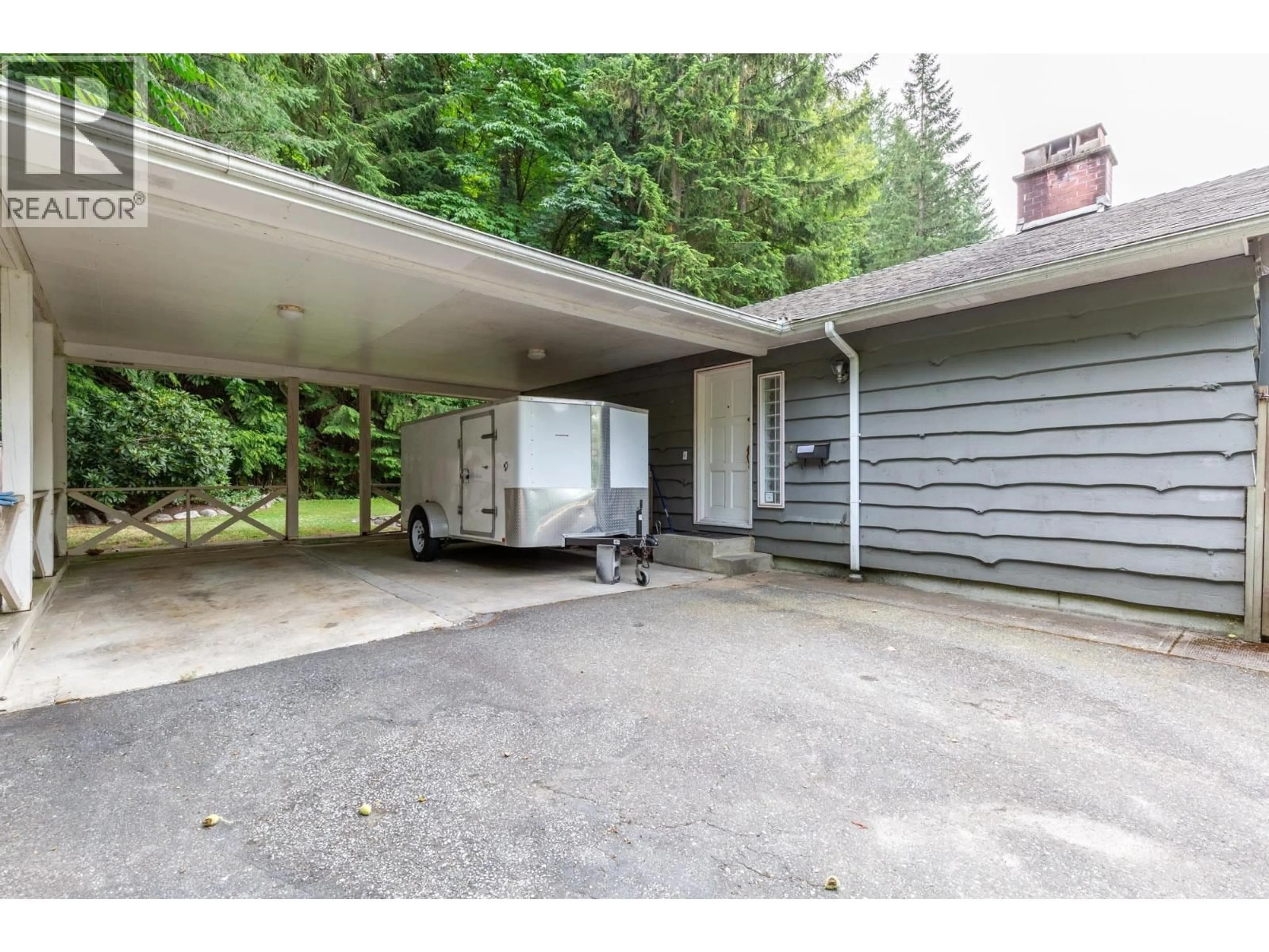 Unknown for 2256 CHAPMAN WAY, North Vancouver British Columbia V7H1W1