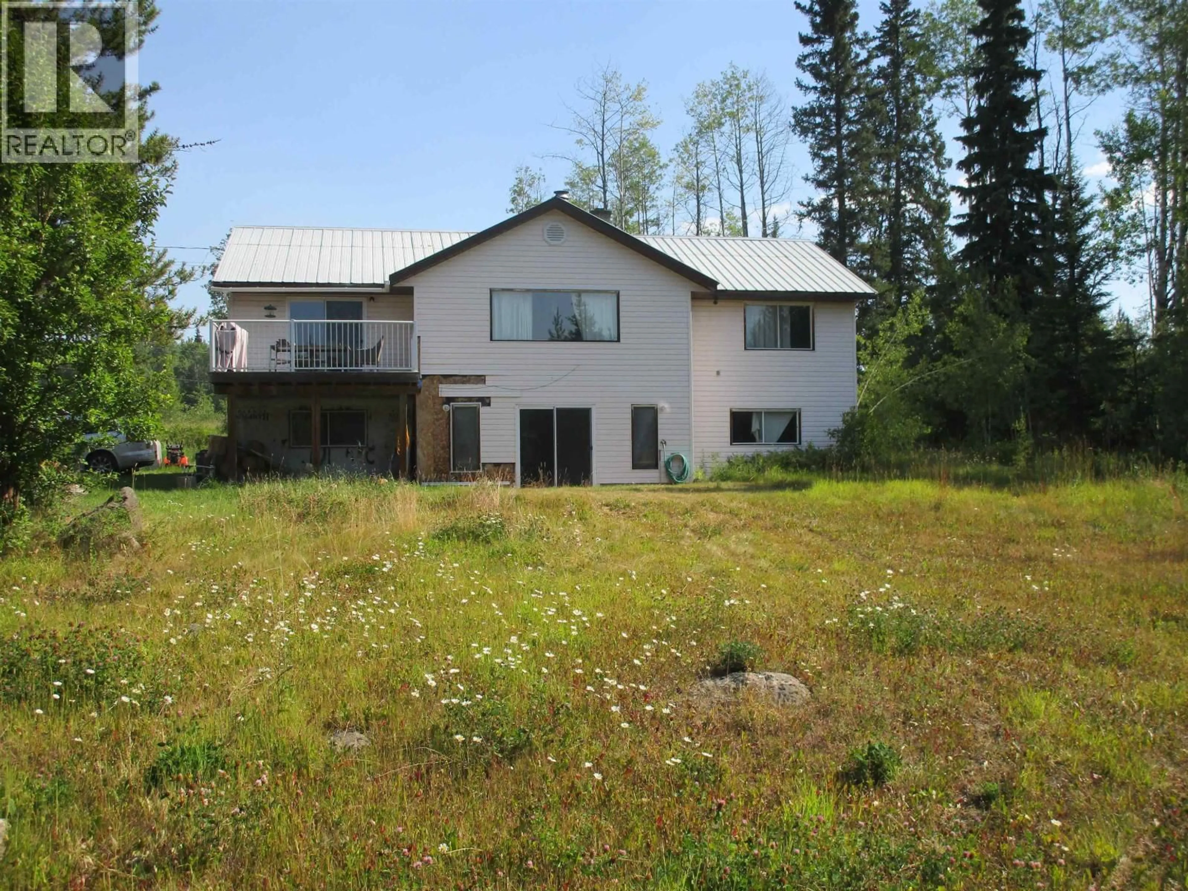 A pic from outside/outdoor area/front of a property/back of a property/a pic from drone, unknown for 7732 LITTLE FORT 24 HIGHWAY, Lone Butte British Columbia V0K1X2