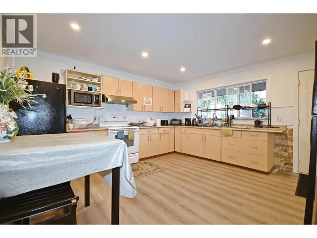 7531 GILBERT ROAD, Richmond 2