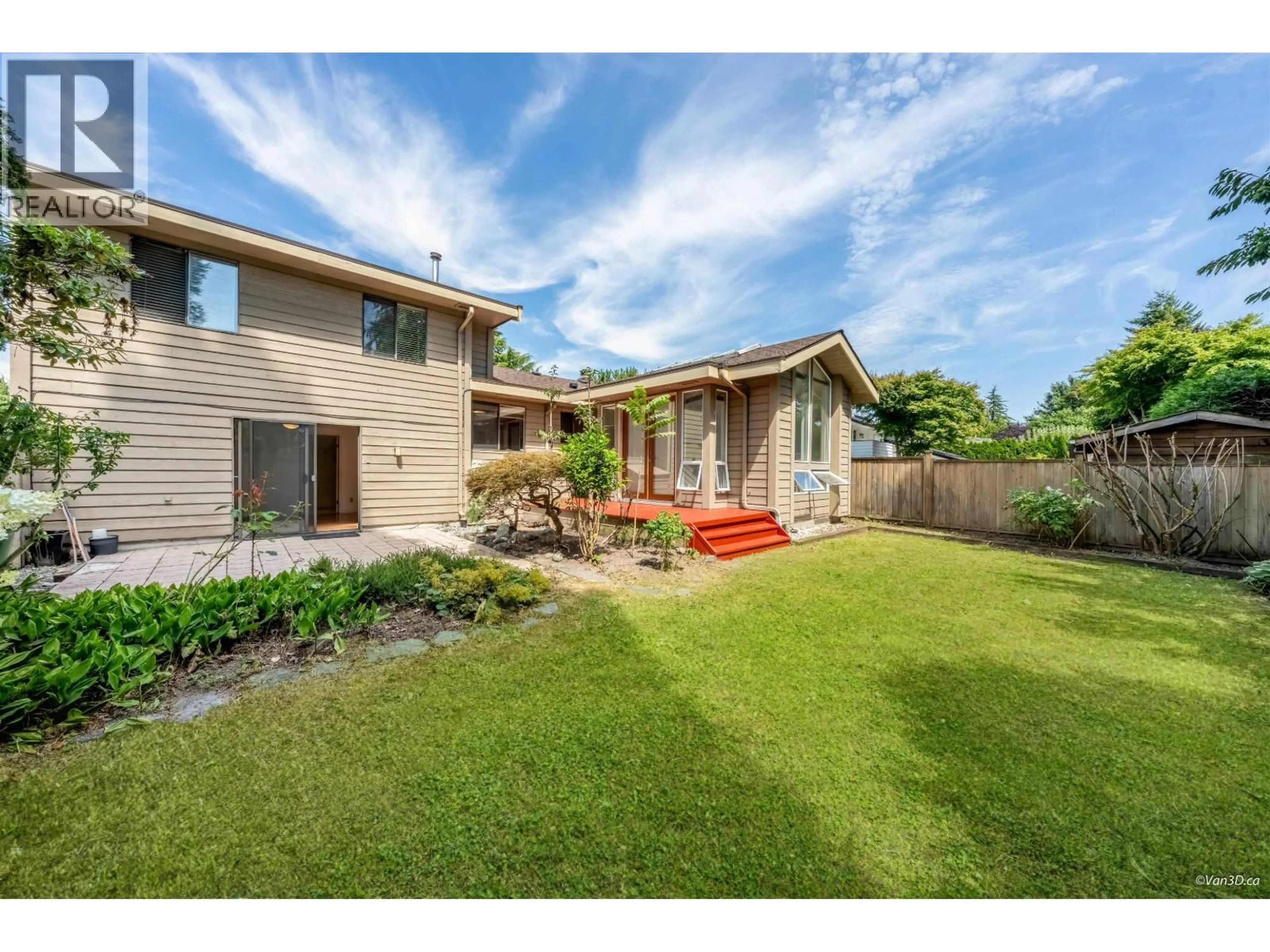 A pic from outside/outdoor area/front of a property/back of a property/a pic from drone, street for 5680 PLOVER COURT, Richmond British Columbia V7E4K2