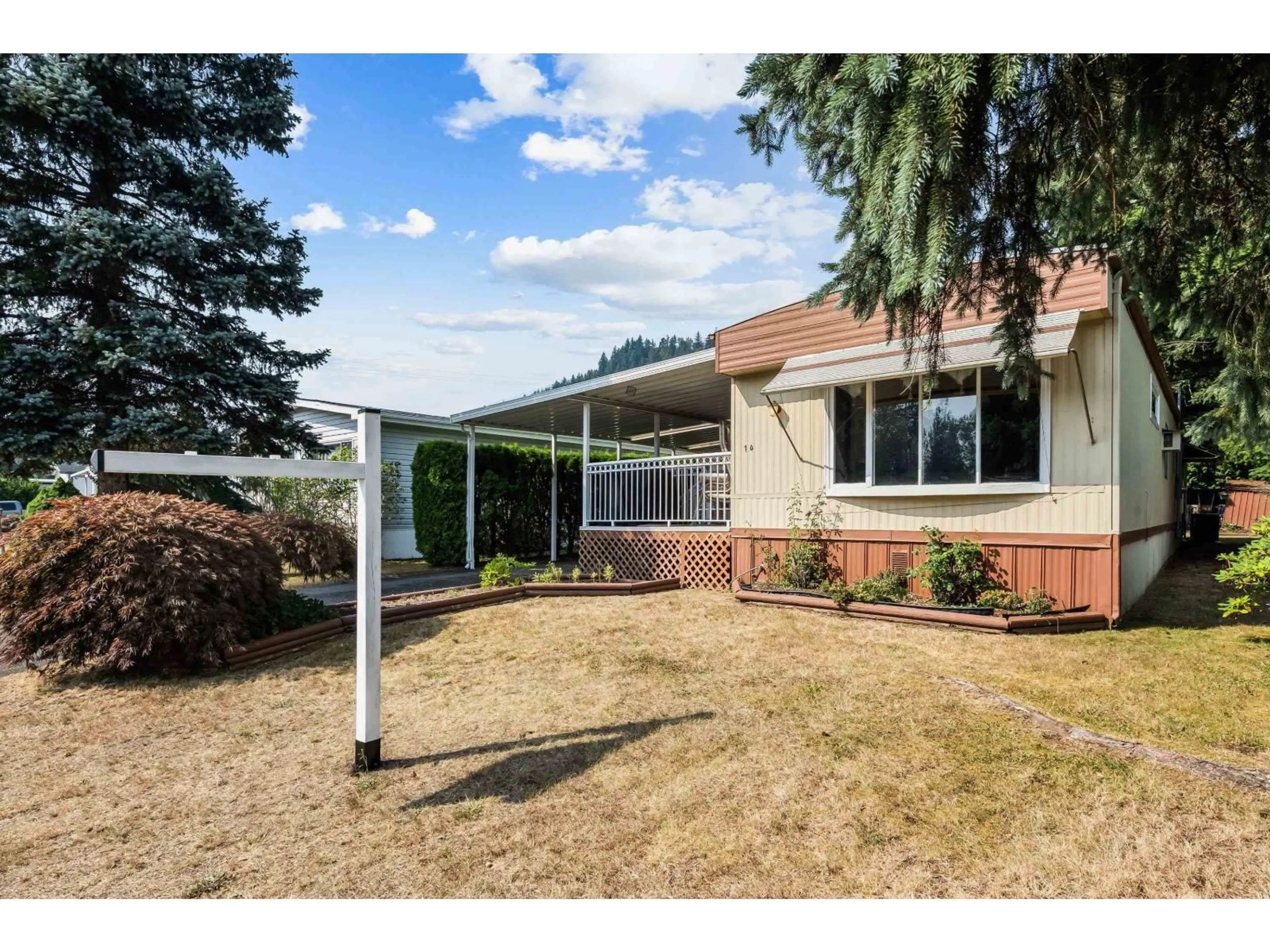 Unknown for 14 - 46484 CHILLIWACK LAKE ROAD, Chilliwack British Columbia V2R3R7