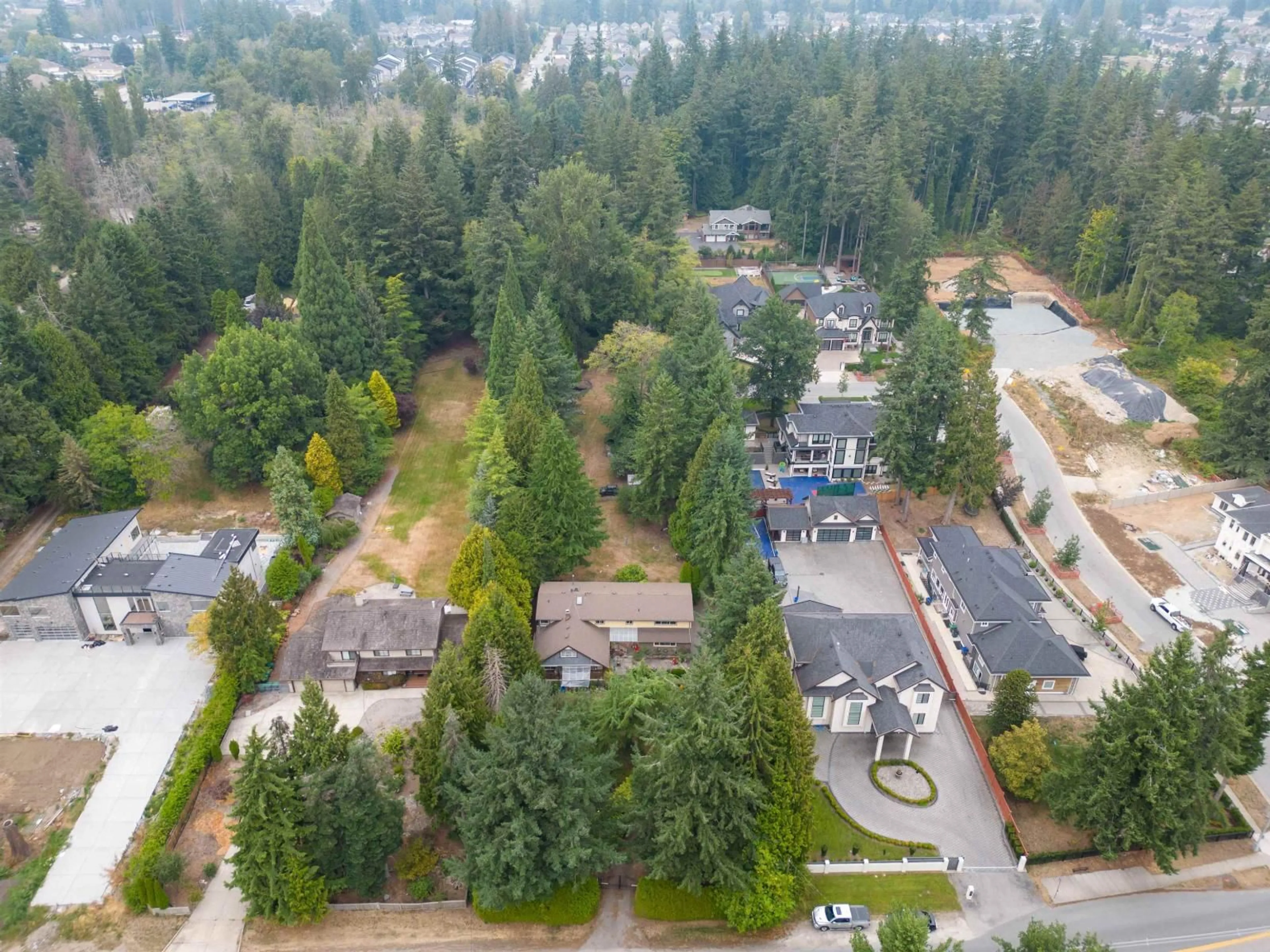 A pic from outside/outdoor area/front of a property/back of a property/a pic from drone, unknown for 12921 56 AVENUE, Surrey British Columbia V3W2P4