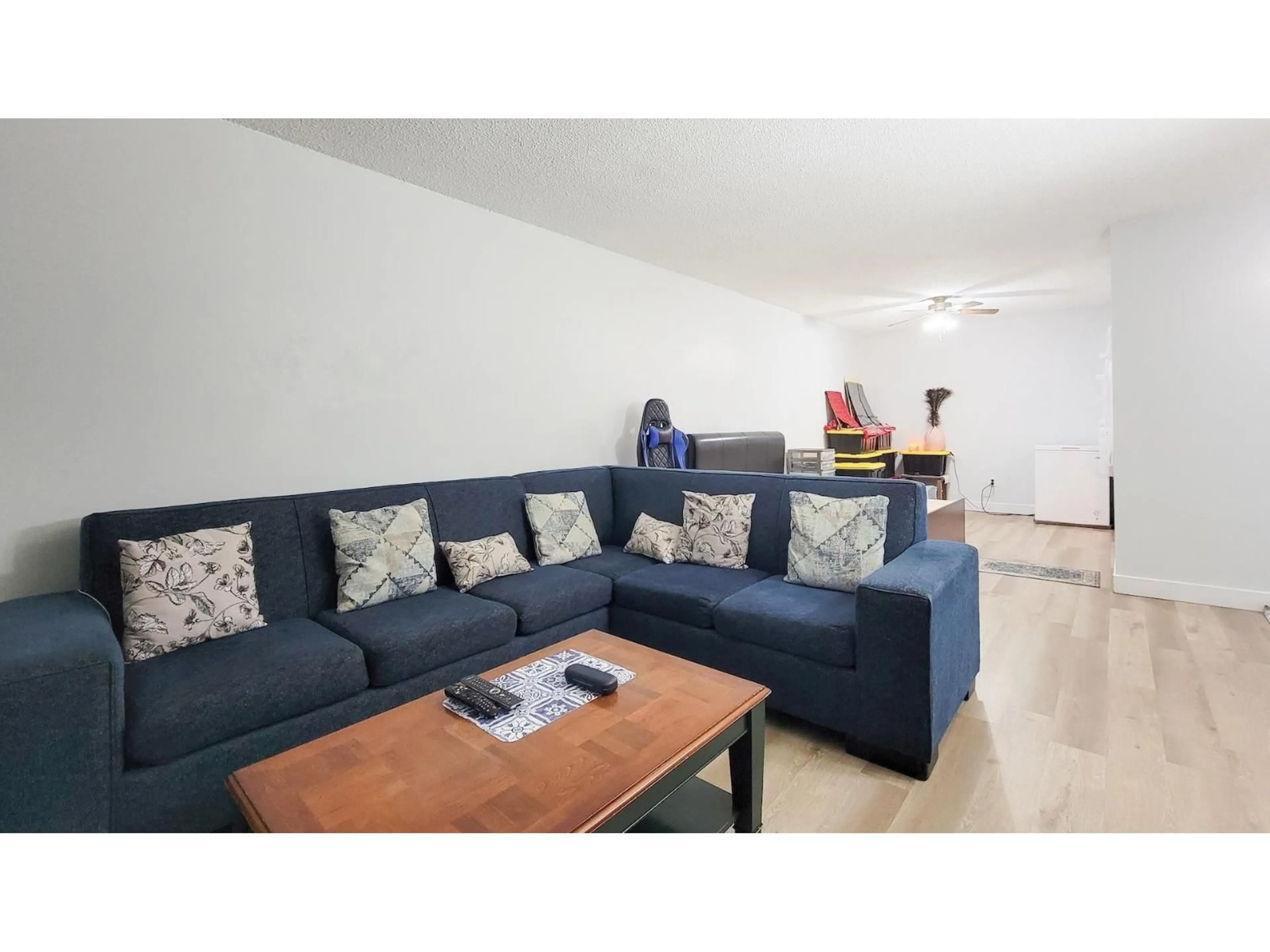 Living room with furniture, unknown for 214 - 33400 BOURQUIN PLACE, Abbotsford British Columbia V2S5G3