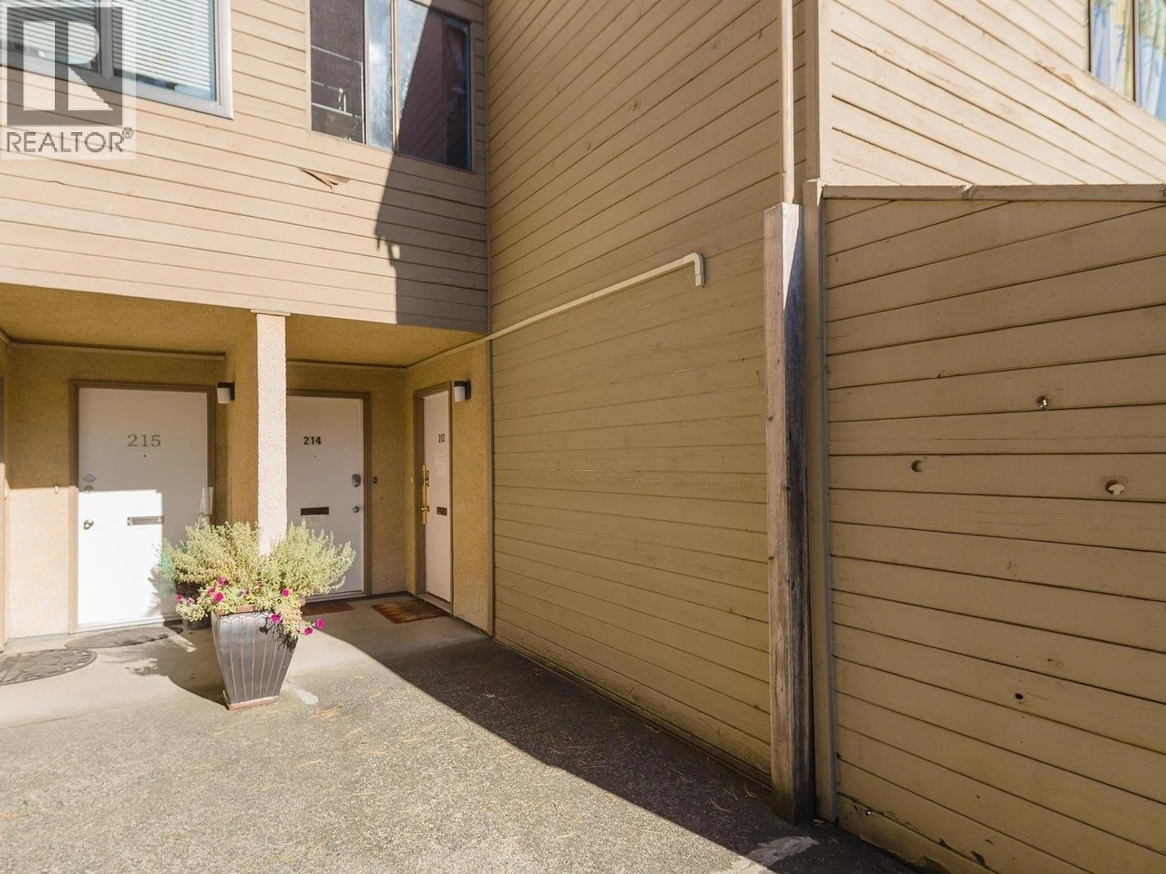 Unknown for 213 - 8040 COLONIAL DRIVE, Richmond British Columbia V7C4V1