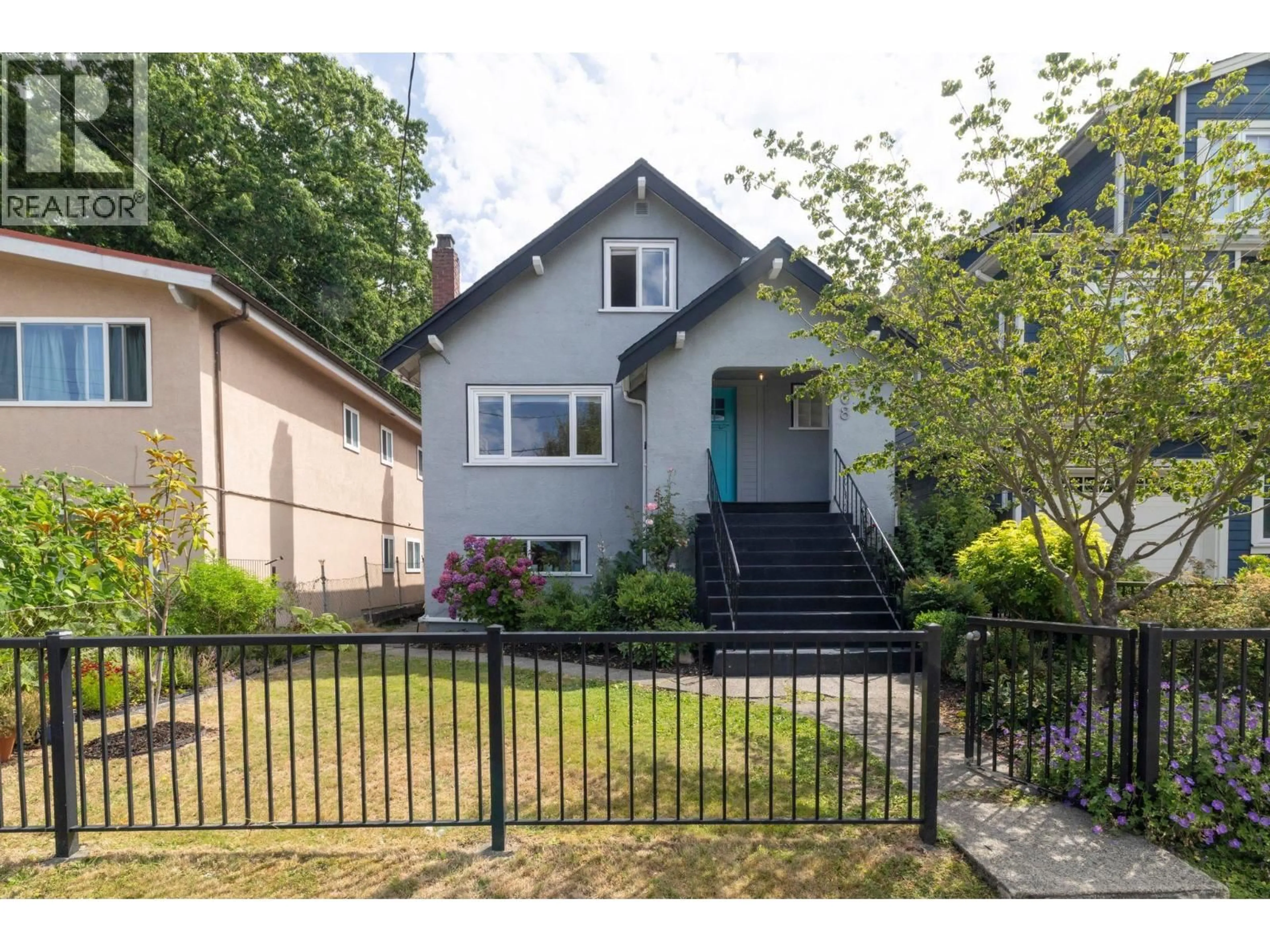 Unknown for 268 NANAIMO STREET, Vancouver British Columbia V5L3G4