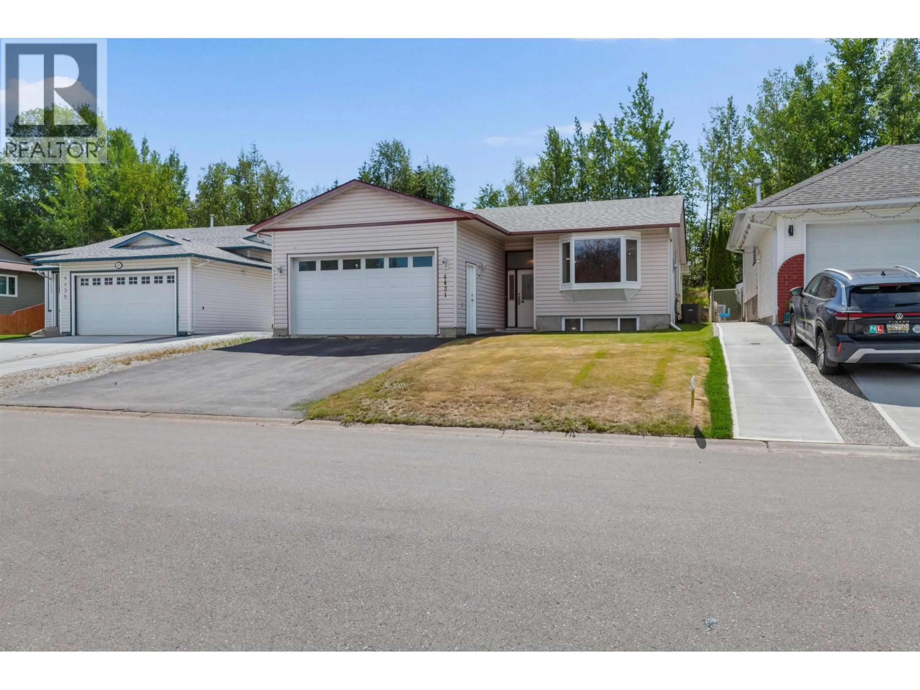 Home with vinyl exterior material, street for 4431 WHEELER ROAD, Prince George British Columbia V2N5H4