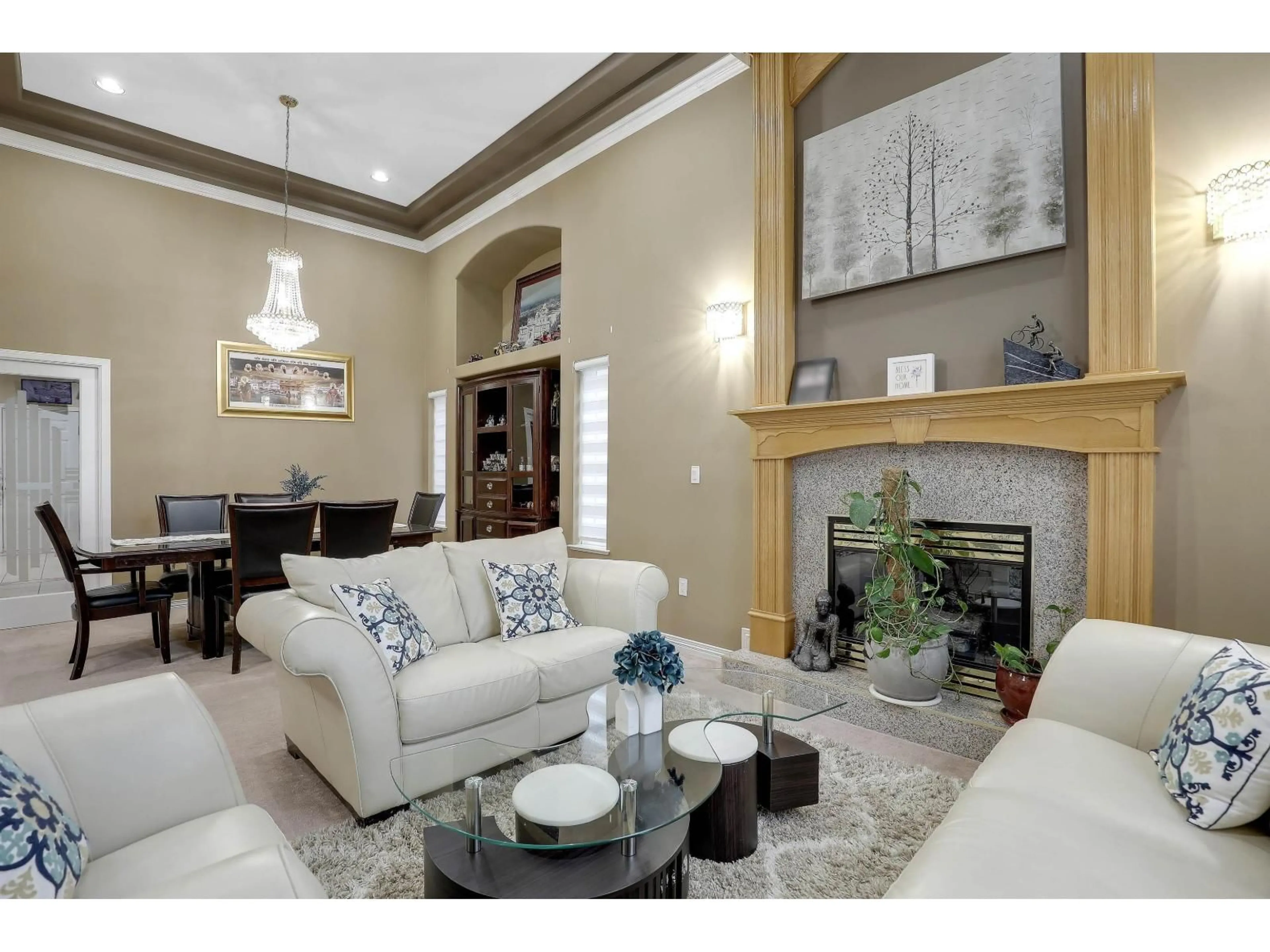 Living room with furniture, unknown for 6125 132A STREET, Surrey British Columbia V3X3J6