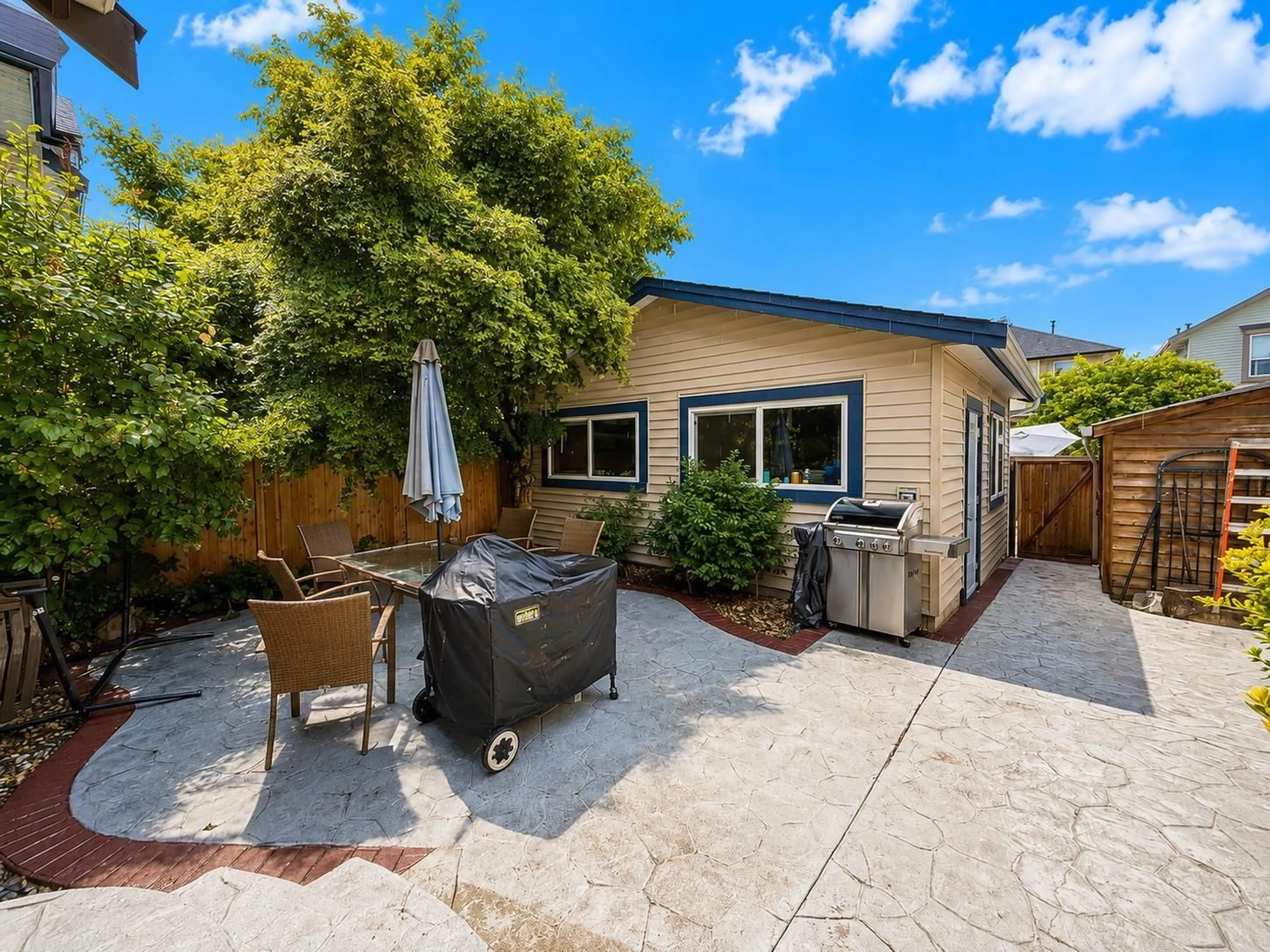 Unknown for 8670 206B STREET, Langley British Columbia V1M3X5