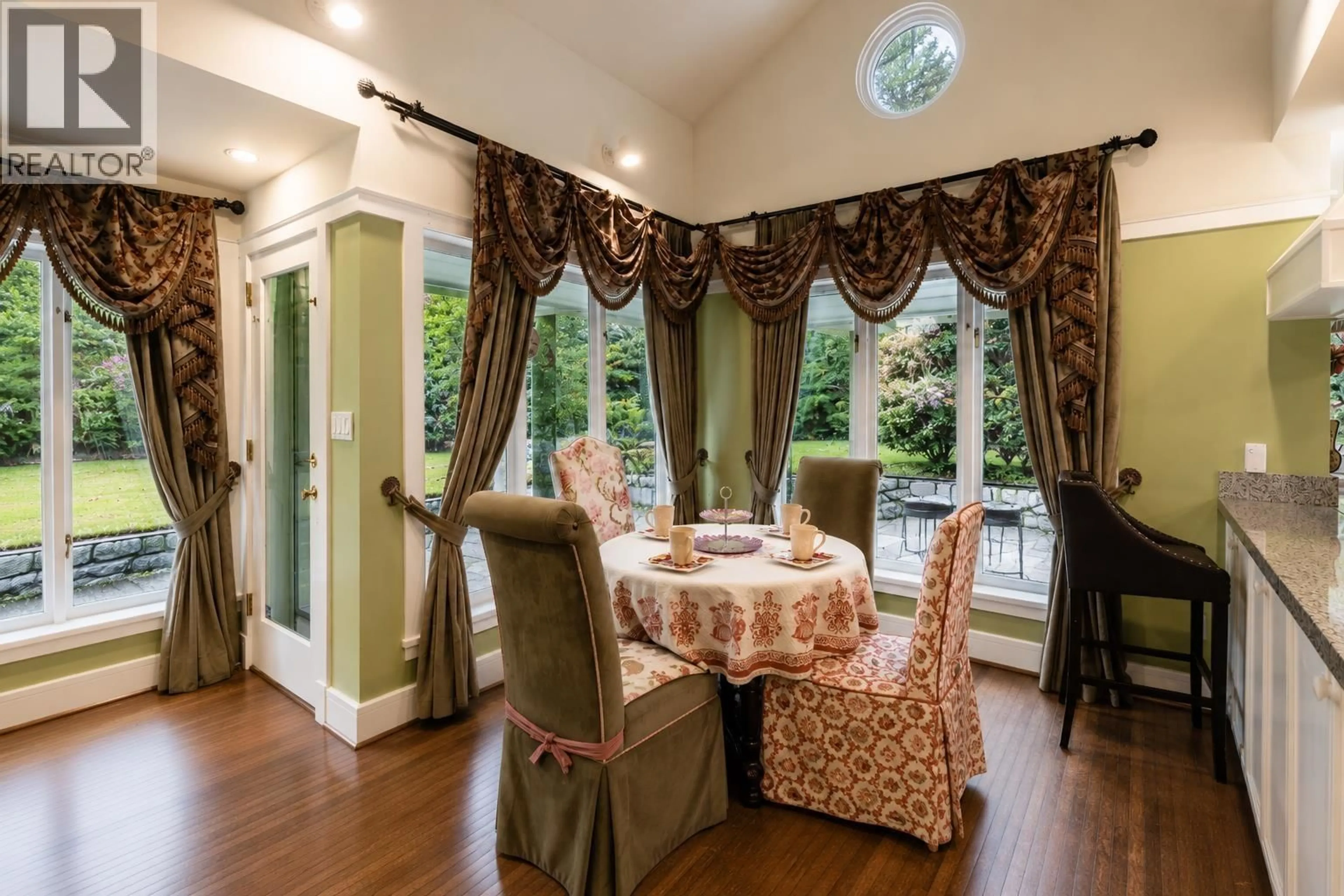 Dining room, unknown for 1588 29TH AVENUE, Vancouver British Columbia V6J2Z2