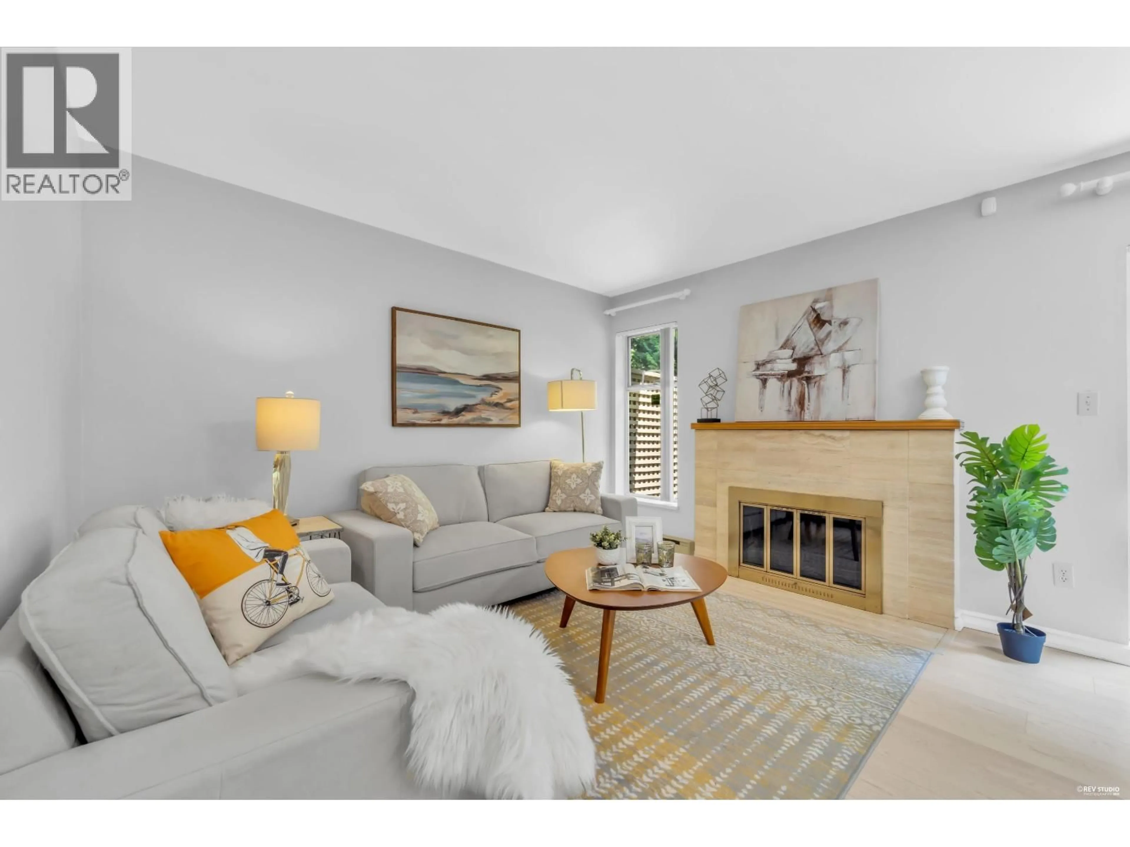 Living room with furniture, unknown for 52 - 7740 ABERCROMBIE DRIVE, Richmond British Columbia V6Y3G6