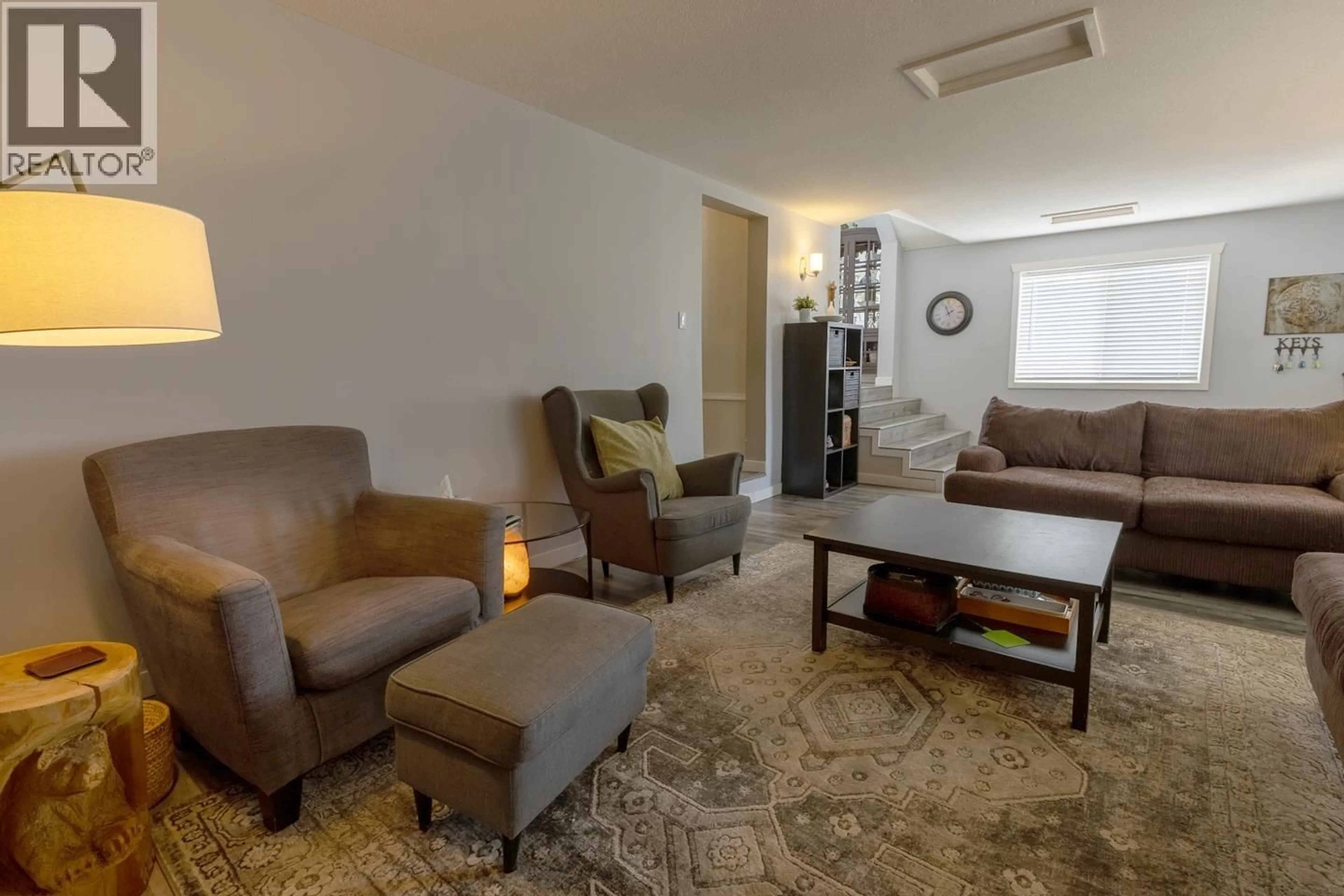 Living room with furniture, unknown for 1250 9TH AVENUE, Valemount British Columbia V0E2Z0