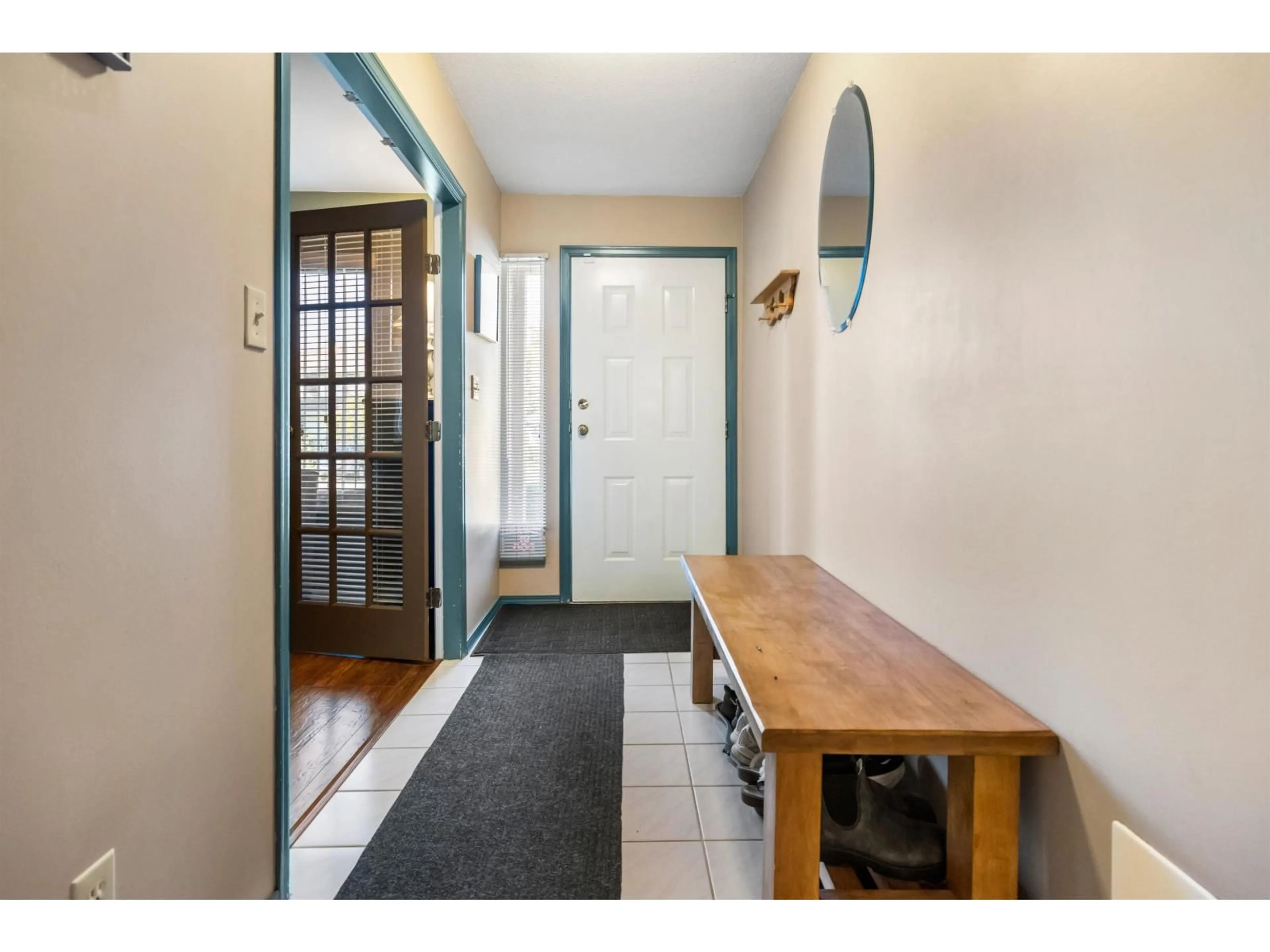 Indoor entryway for 9366 209B STREET, Langley British Columbia V1M1R8