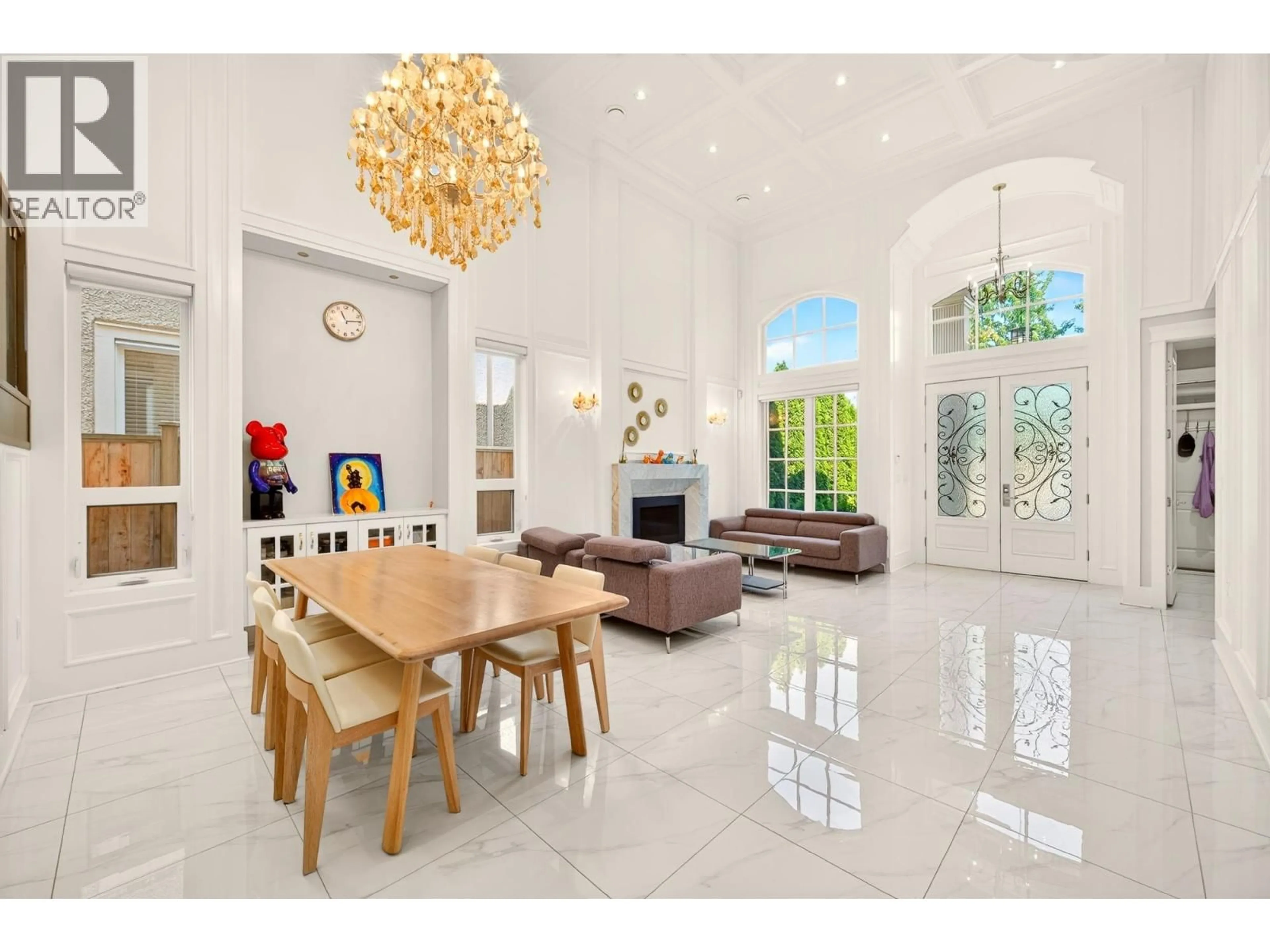 Dining room, ceramic/tile floor for 3926 LOCKHART ROAD, Richmond British Columbia V7C1M3