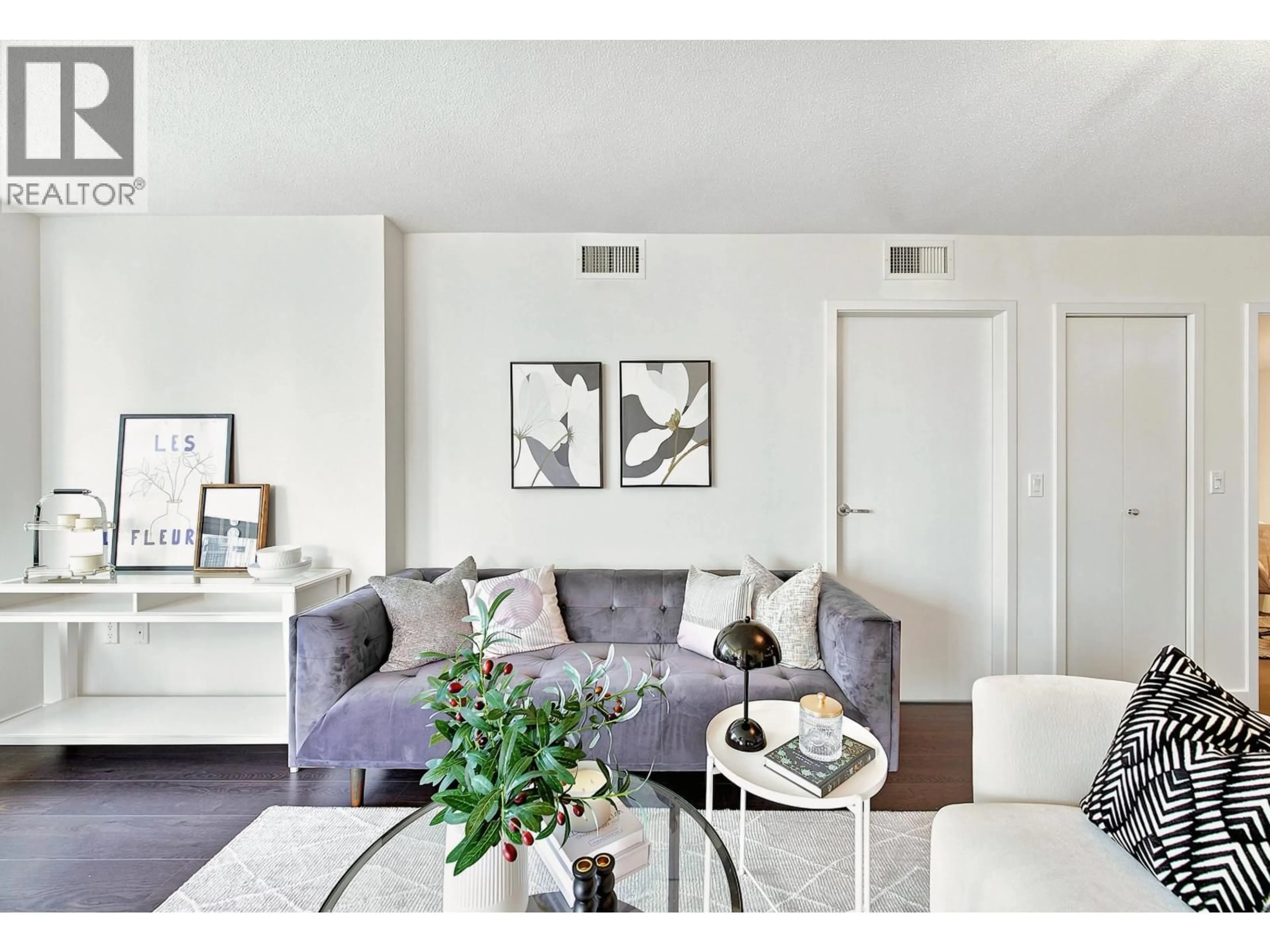 Living room with furniture, unknown for 1007 - 3131 KETCHESON ROAD, Richmond British Columbia V6X0N4