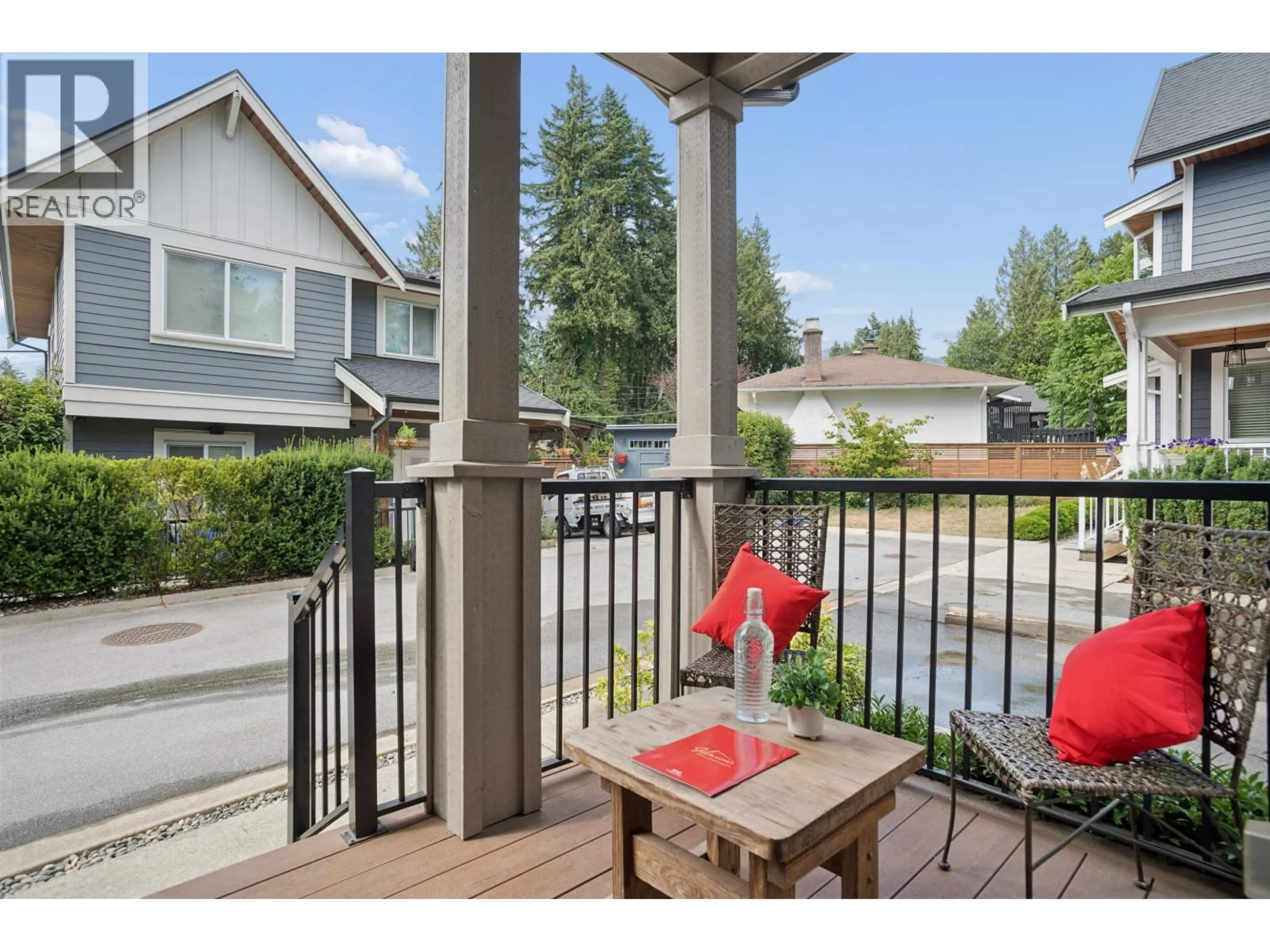 Patio, unknown for 2020 CARSON COURT, North Vancouver British Columbia V7M0E1