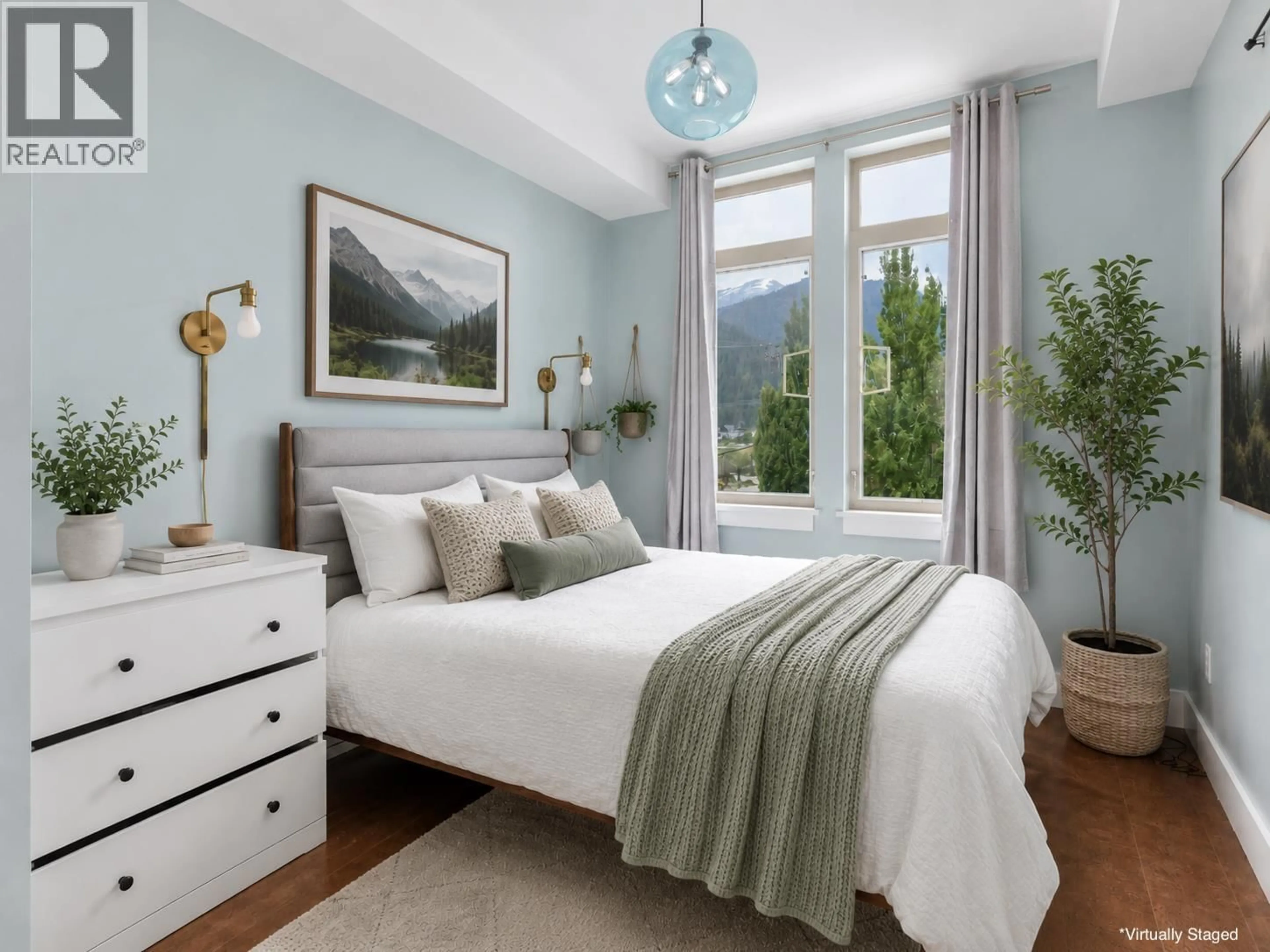 Bedroom with bed, unknown for 205 - 7330 ARBUTUS STREET, Pemberton British Columbia V0N2L1