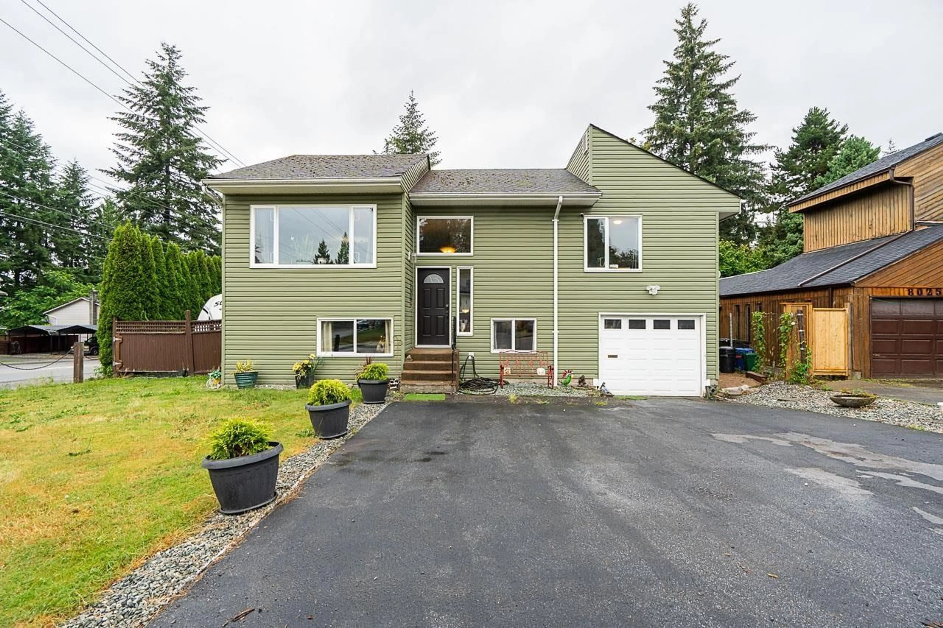Home with vinyl exterior material, street for 8015 CARIBOU STREET, Mission British Columbia V2V5R1