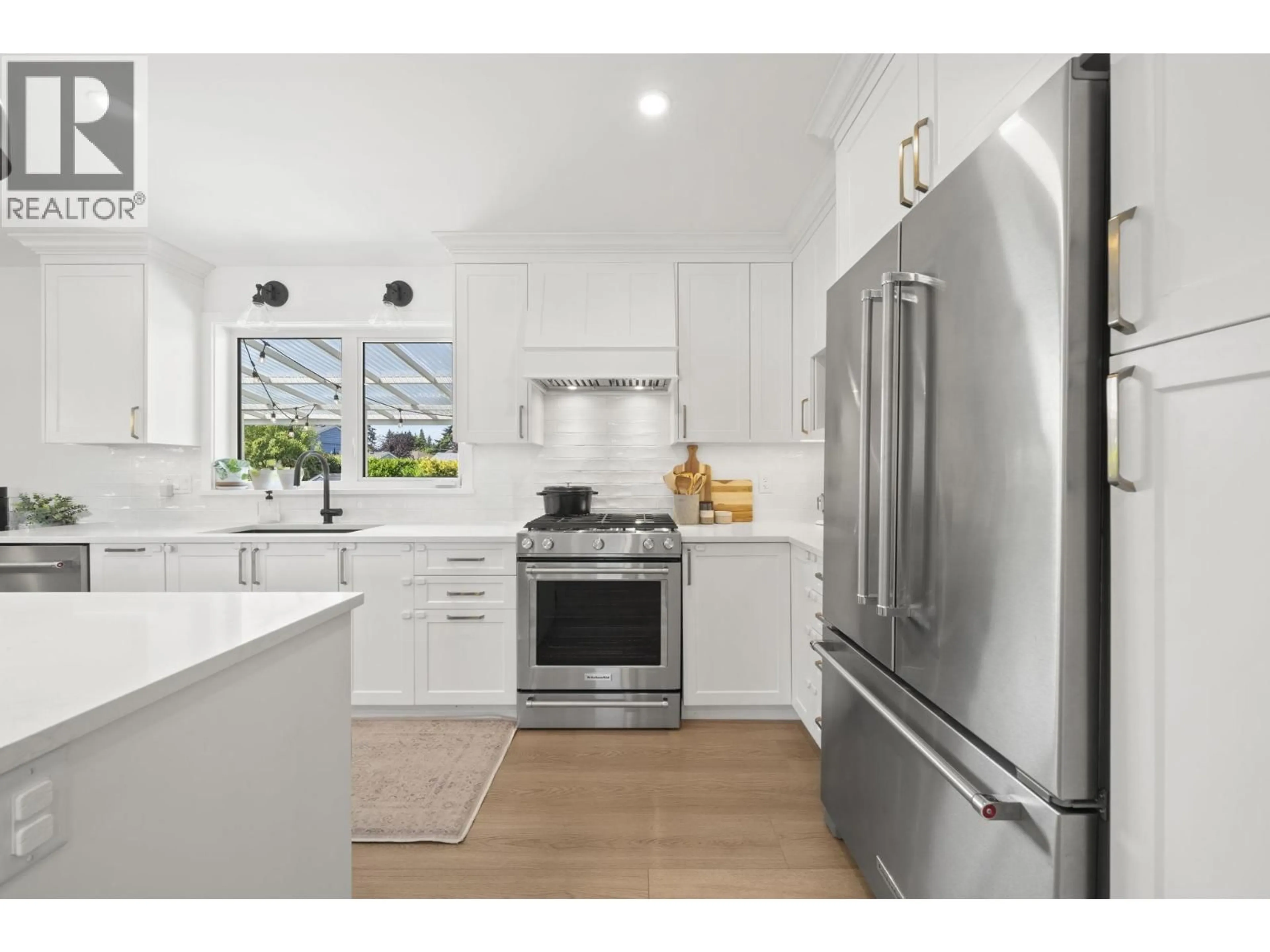 Open concept kitchen, unknown for 5301 10A AVENUE, Delta British Columbia V4M1Y5