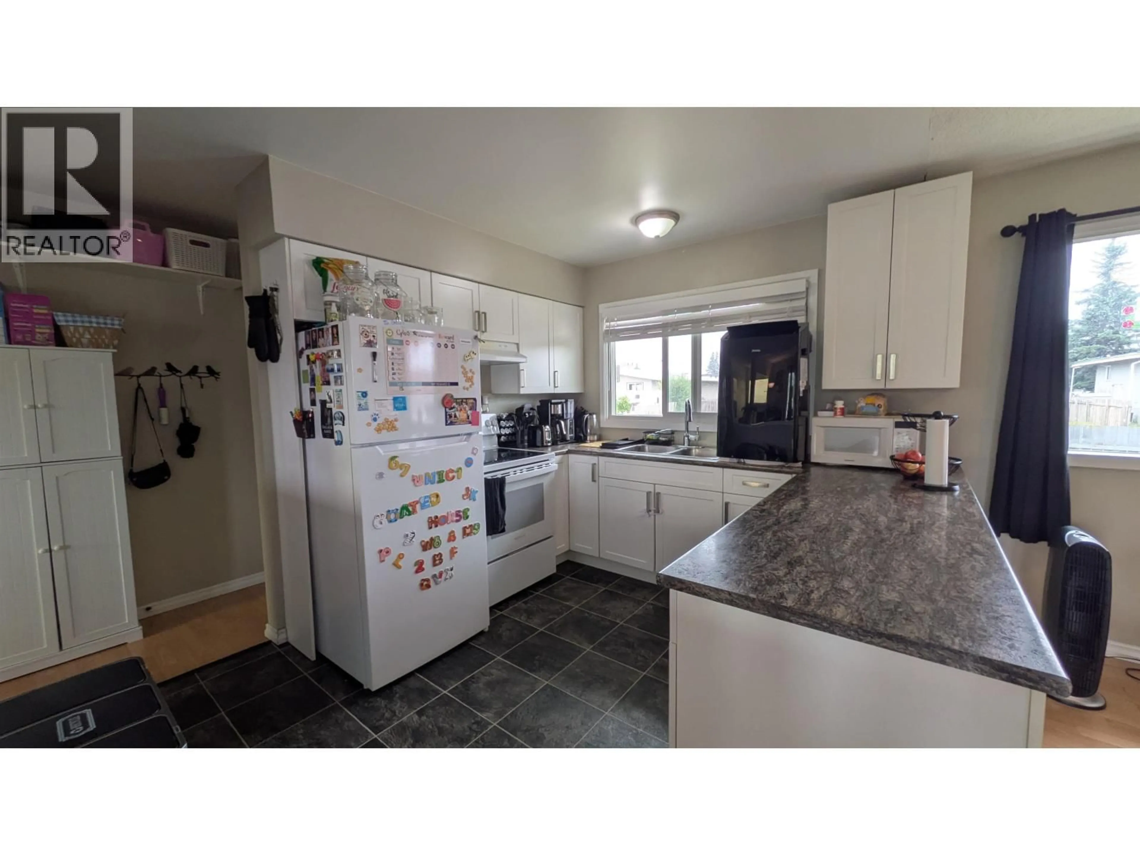 Standard kitchen, unknown for 630 VEDDER CRESCENT, Prince George British Columbia V2M3S9