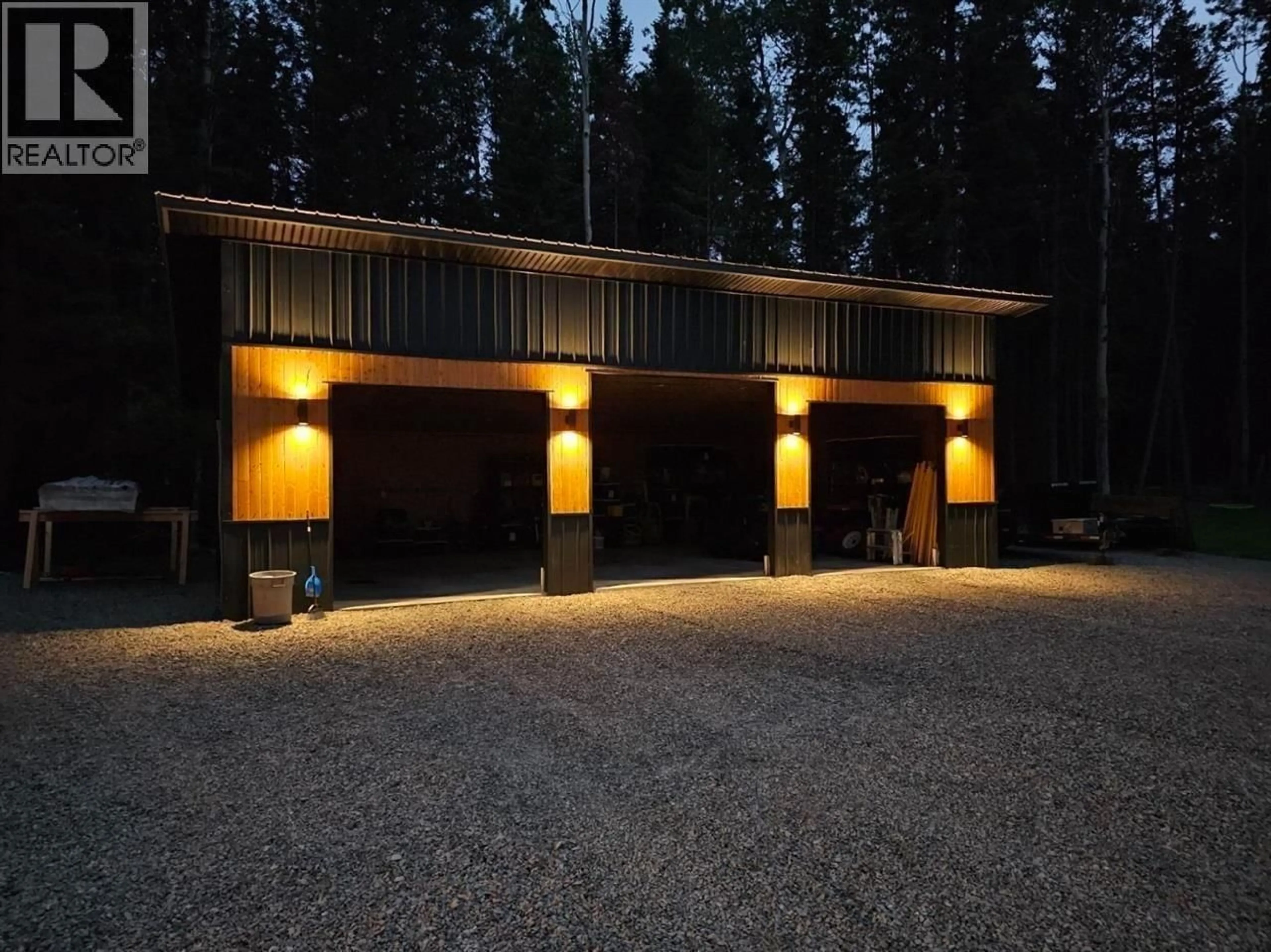 Indoor garage for 6847 FAWN LK AC01 ROAD, Lone Butte British Columbia V0K1X1
