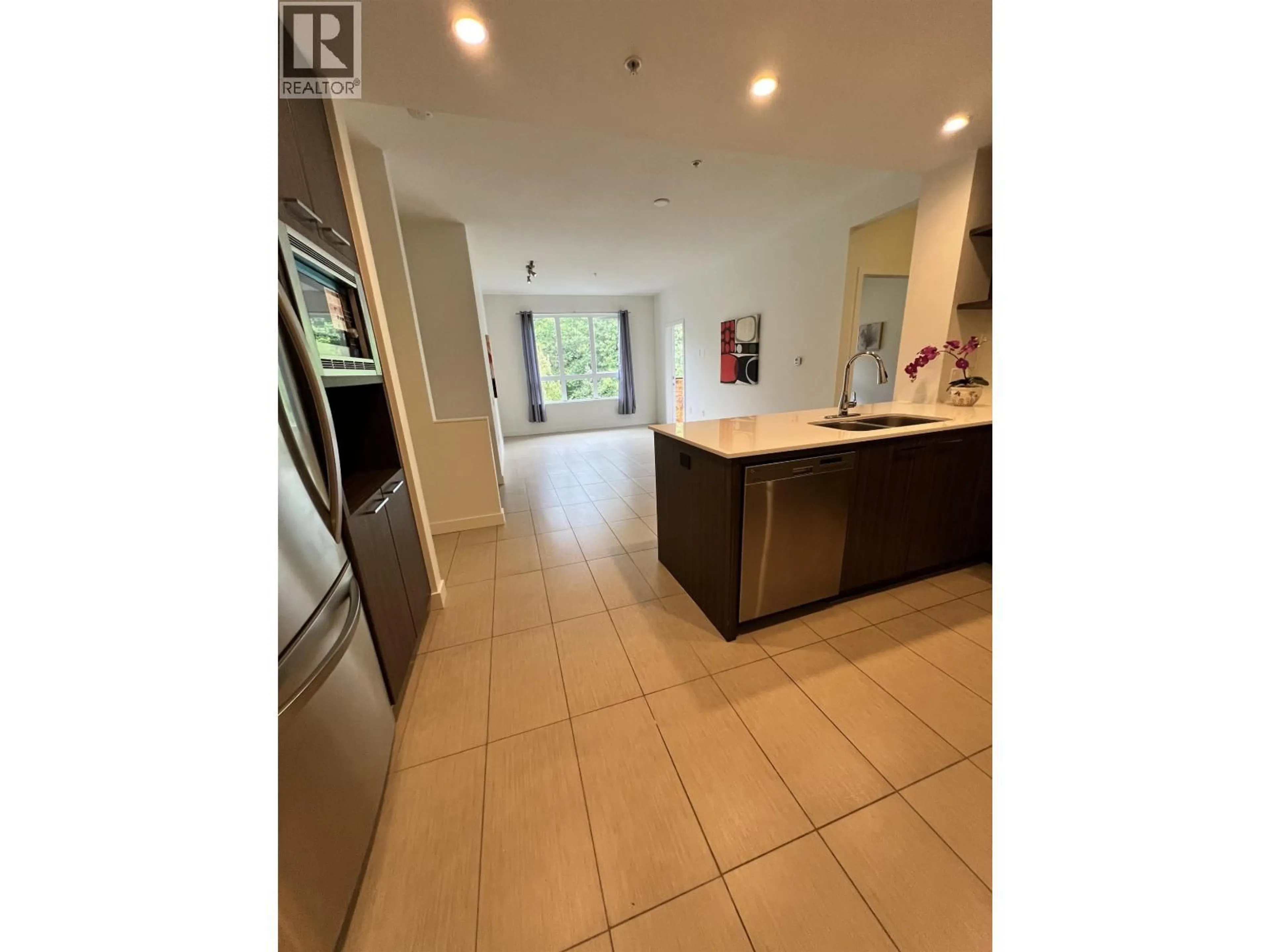 Open concept kitchen, unknown for PH18 - 9250 UNIVERSITY HIGH STREET, Burnaby British Columbia V5A0B3