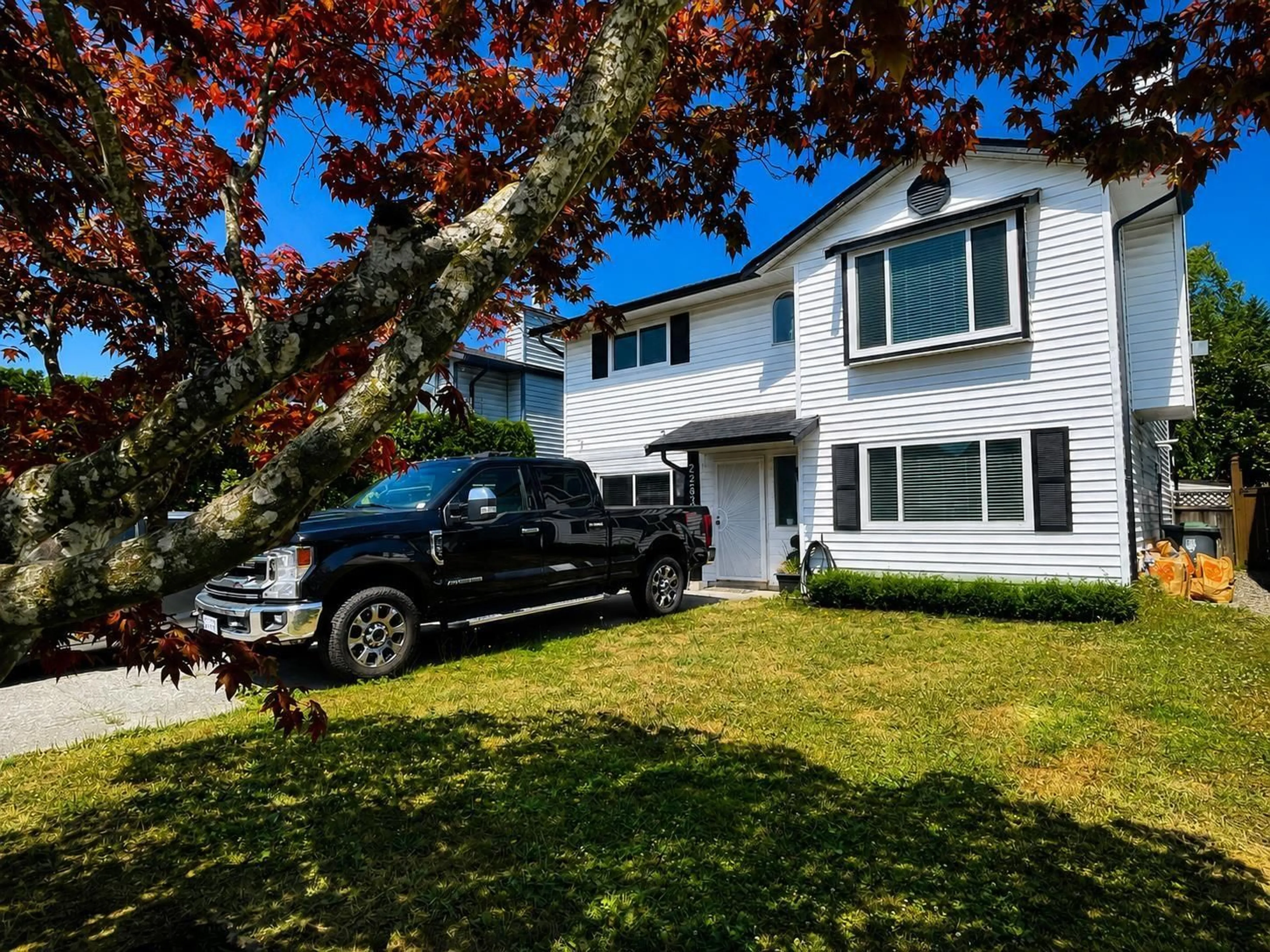 Home with vinyl exterior material, street for 2283 WILLOUGHBY COURT, Langley British Columbia V3W1K5