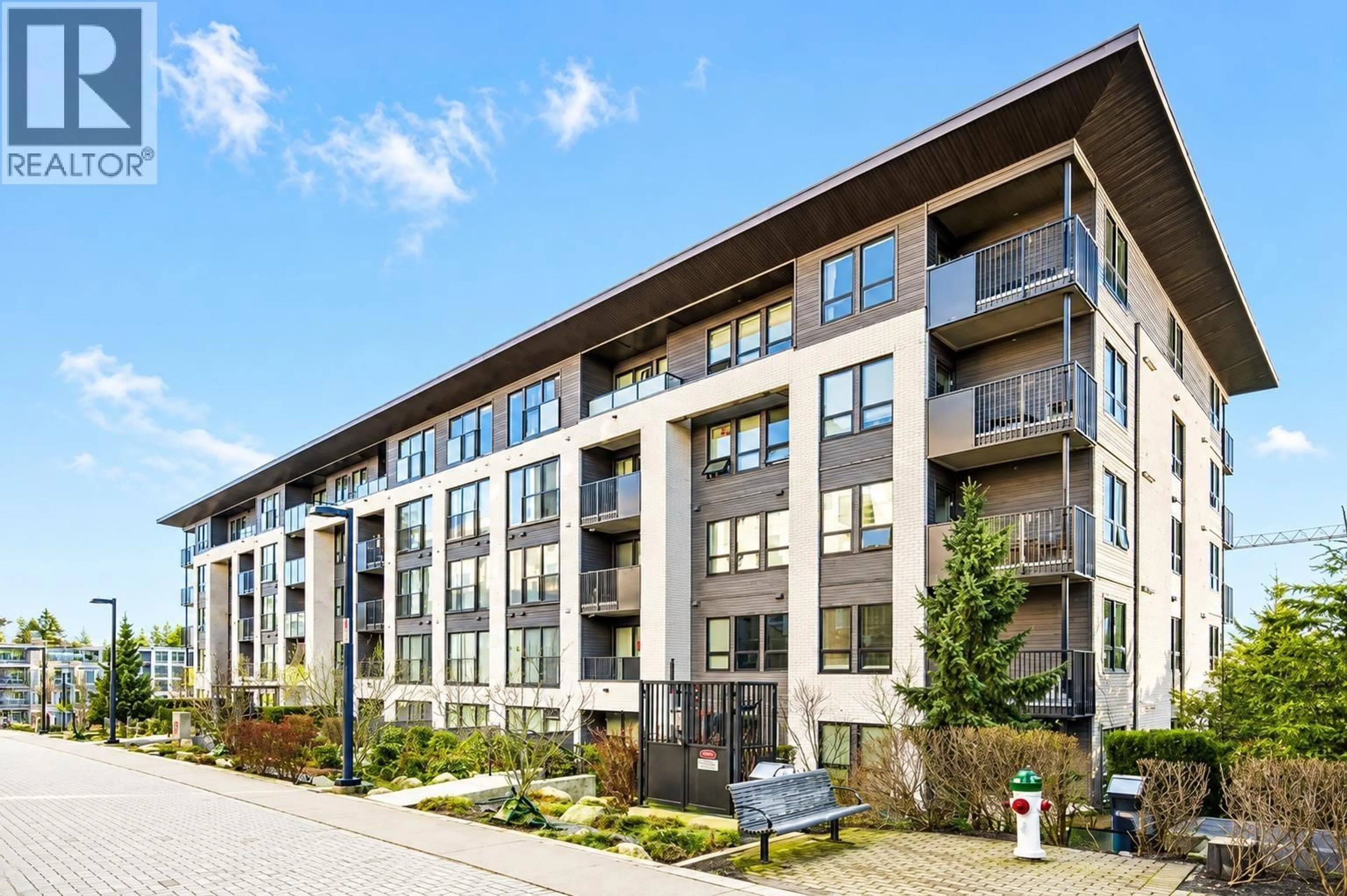 Unknown for 201 - 9228 SLOPES MEWS, Burnaby British Columbia V5A0E9
