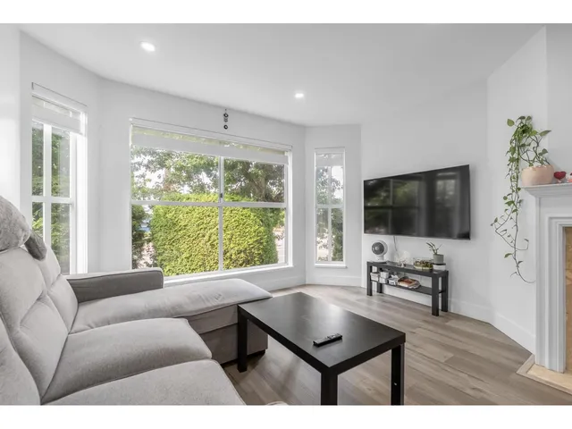 210 - 7171 121 STREET, Surrey 5