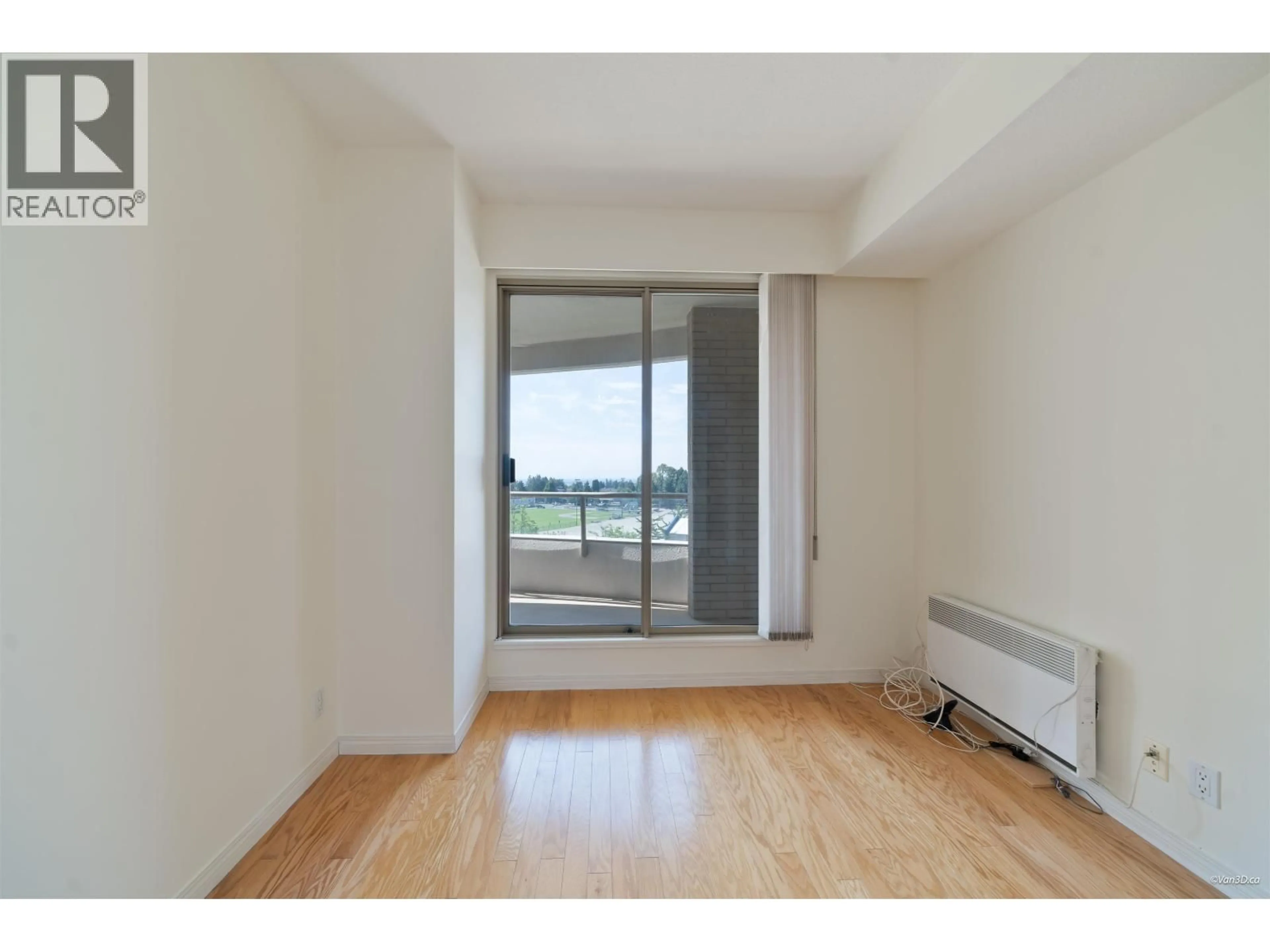 A pic of a room for 703 - 4830 BENNET STREET STREET, Burnaby British Columbia V5H4P6