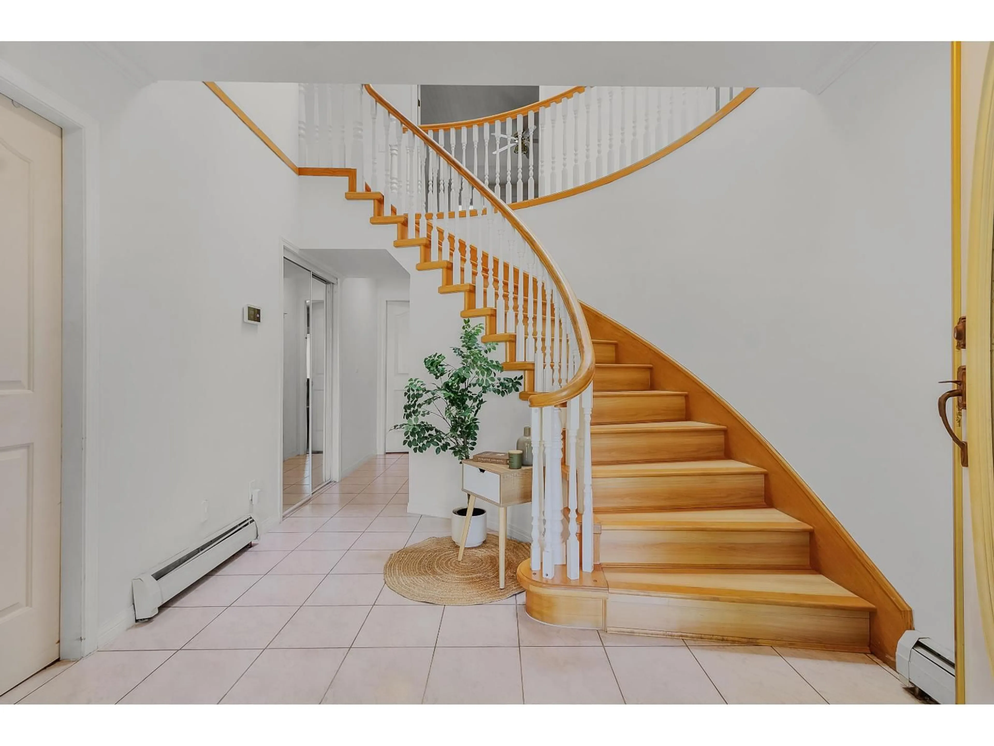 Unknown for 12256 64A AVENUE, Surrey British Columbia V3W3R8