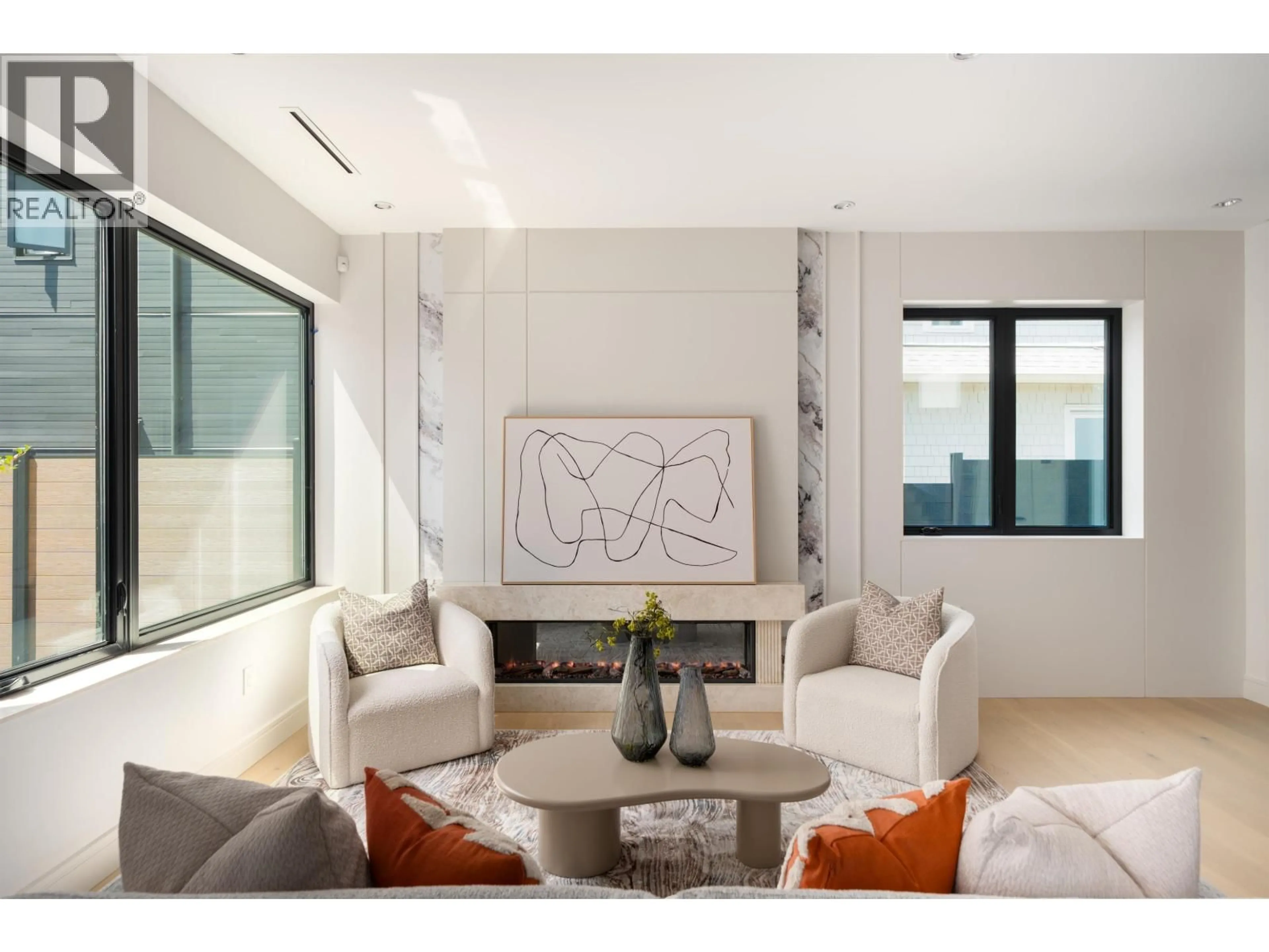 Living room with furniture, unknown for 2 - 1450 30TH AVENUE, Vancouver British Columbia V5N3A2