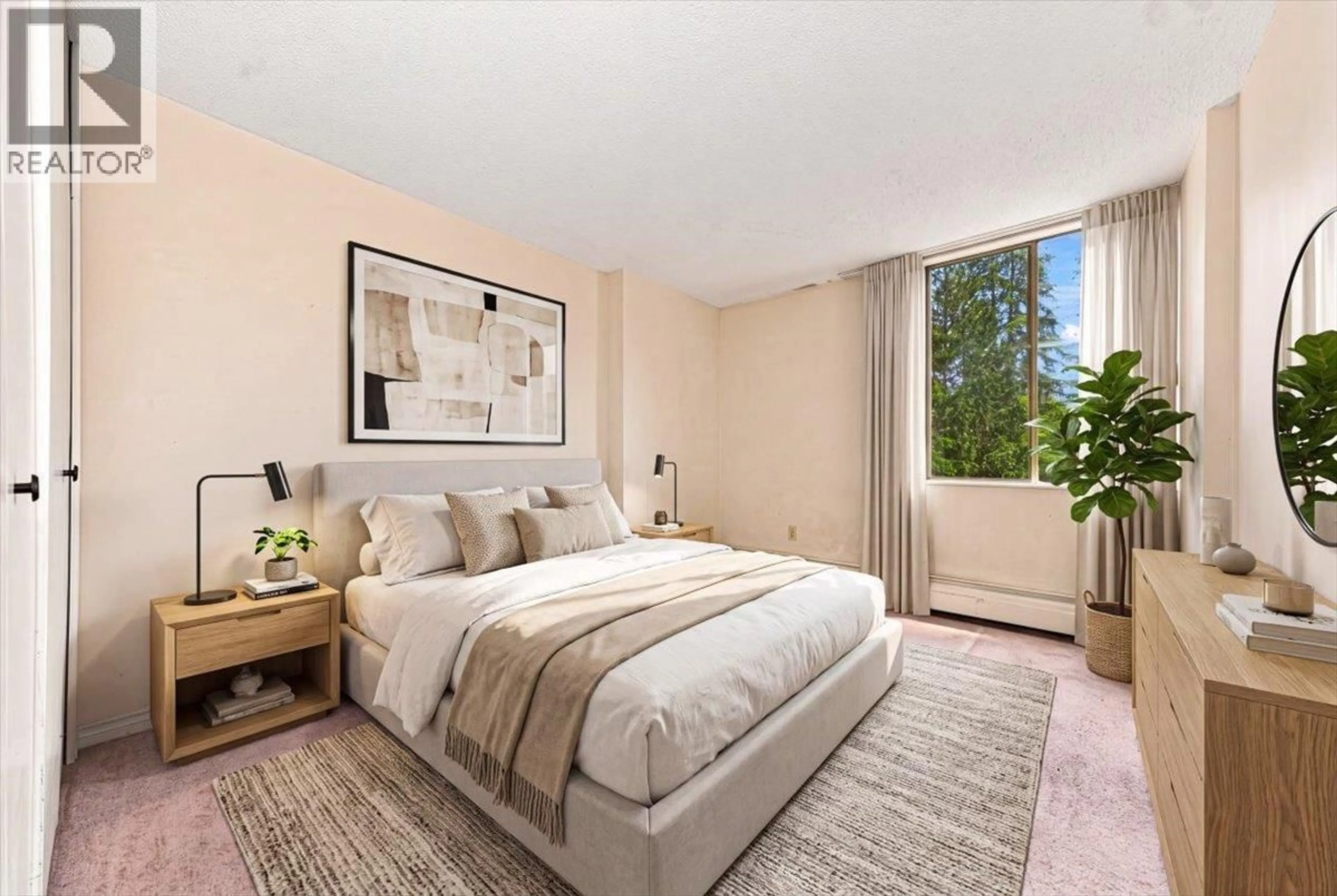 Bedroom with bed, carpet floor for 705 - 2008 FULLERTON AVENUE, North Vancouver British Columbia V7P3G7