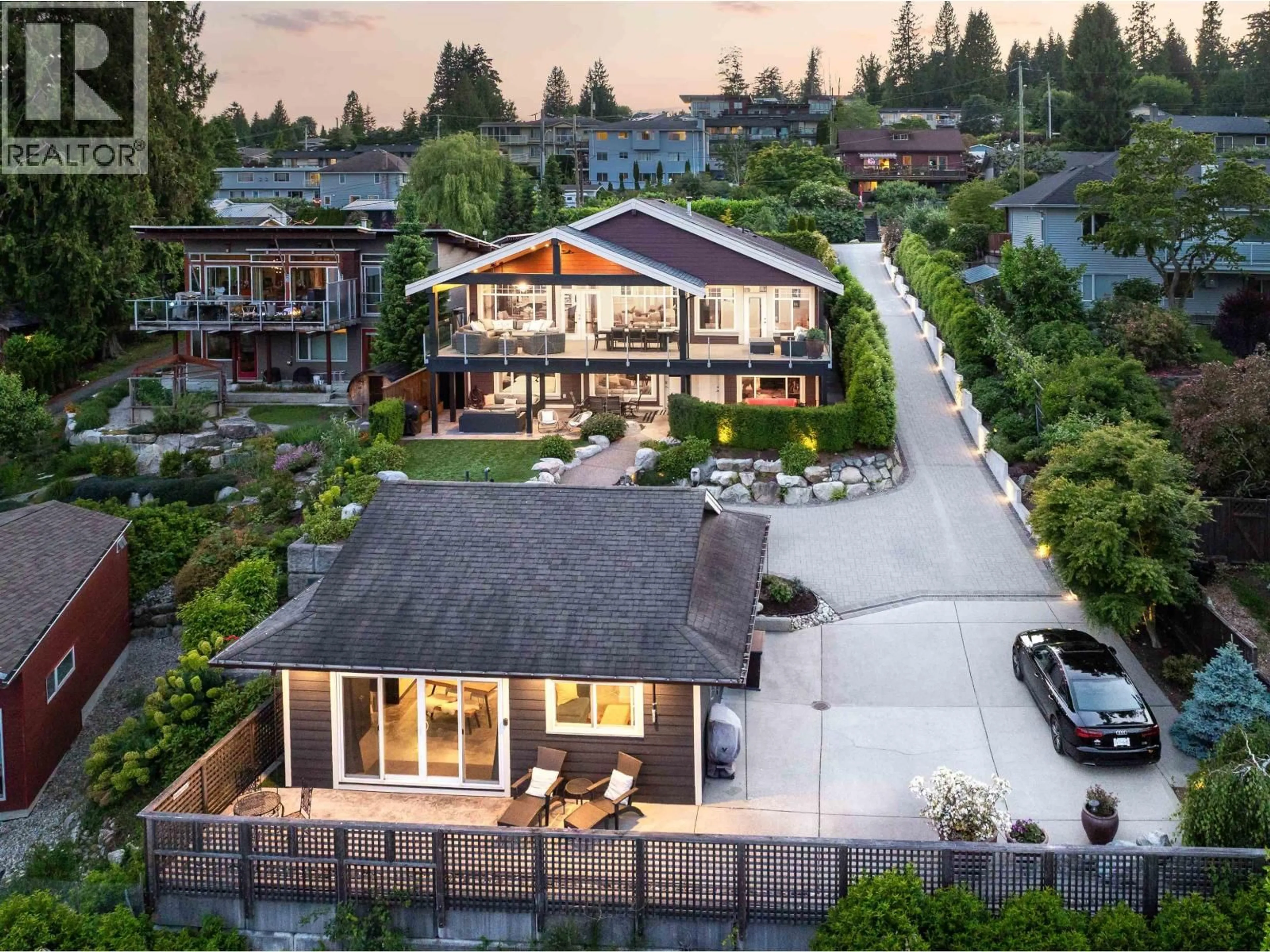 A pic from outside/outdoor area/front of a property/back of a property/a pic from drone, mountain view for 588 NORTH FLETCHER ROAD, Gibsons British Columbia V0N1V9