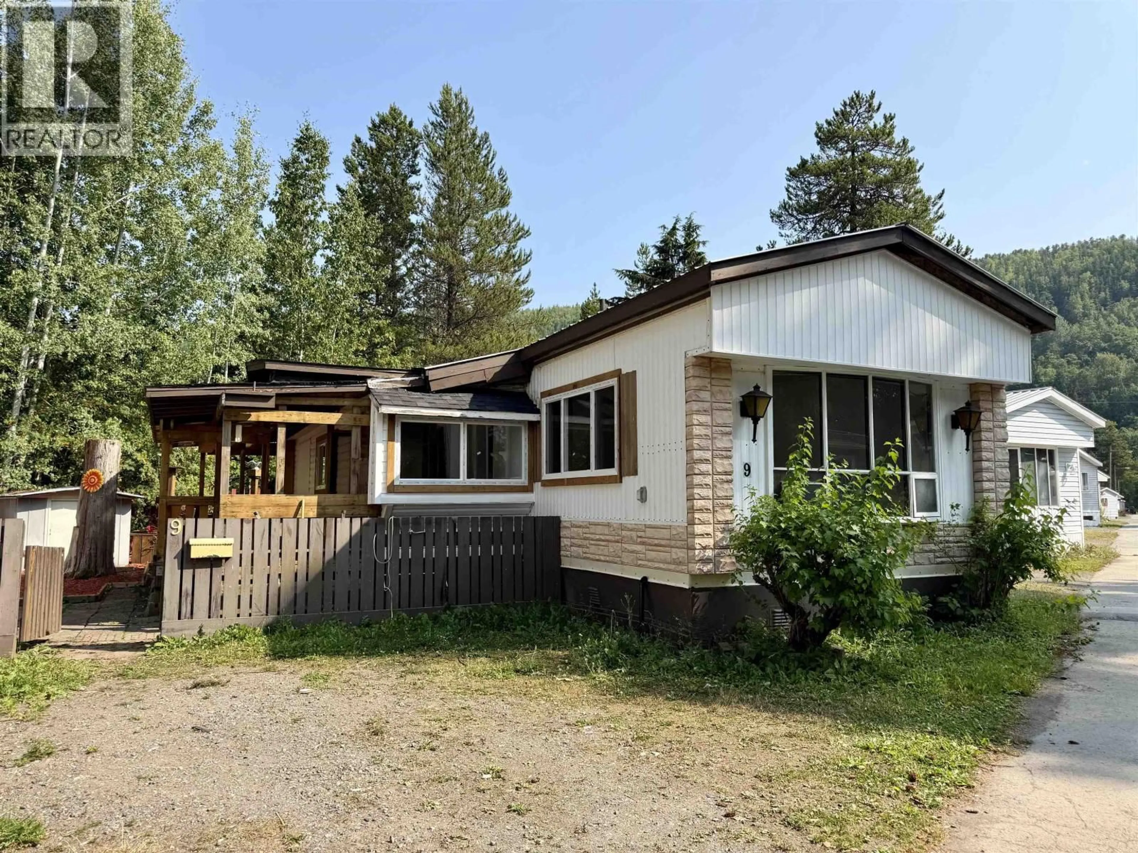 Unknown for 9 - 4620 LOWRIE AVENUE, Terrace British Columbia V8G3X5