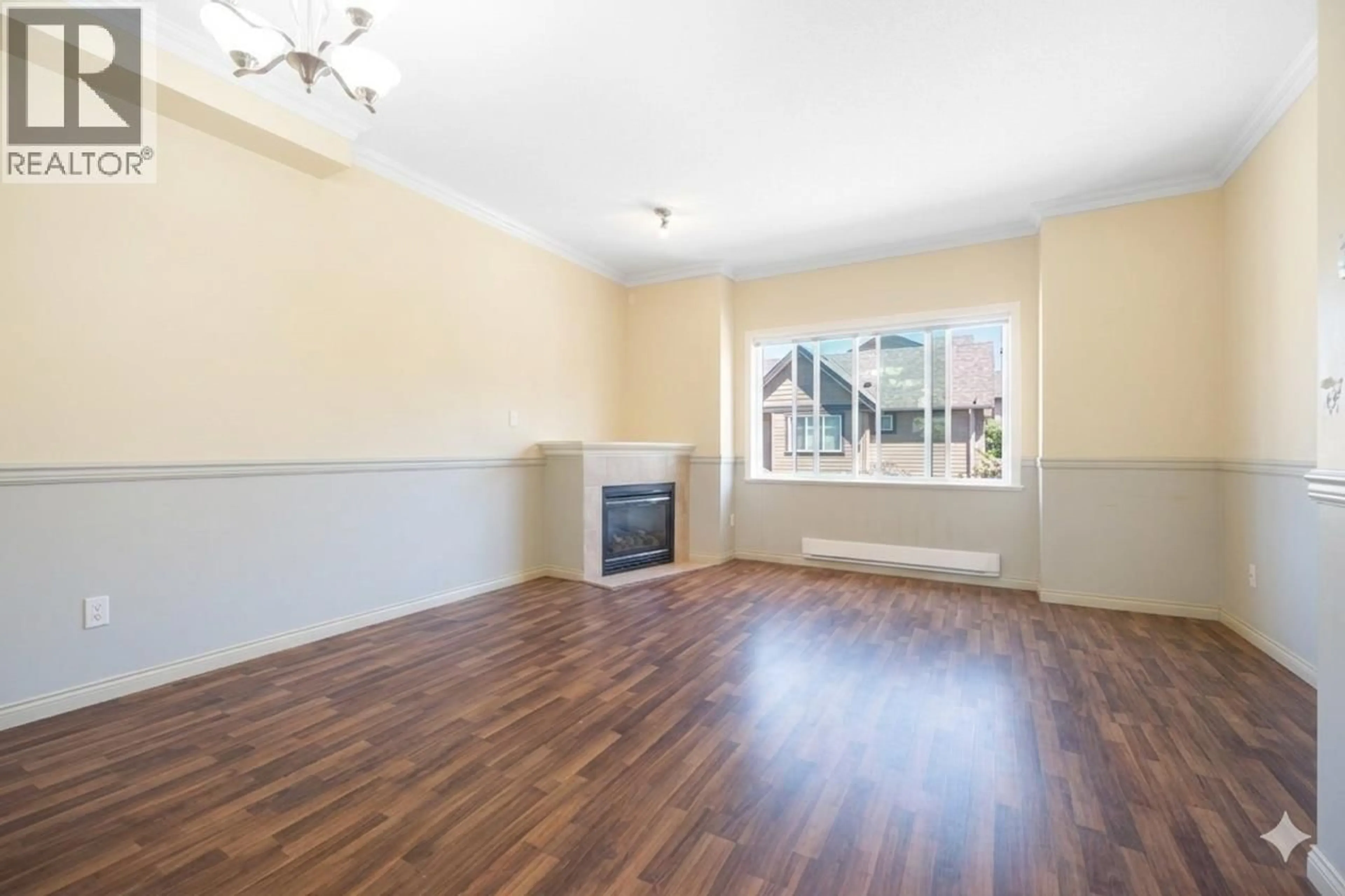 A pic of a room for 3 - 9751 FERNDALE ROAD, Richmond British Columbia V6Y1X4