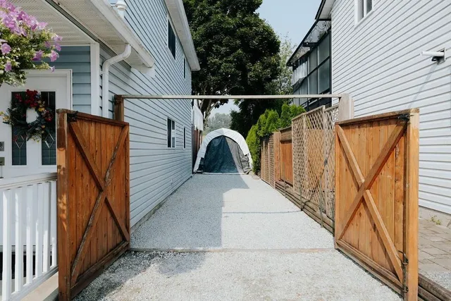3302 274A STREET, Langley 3