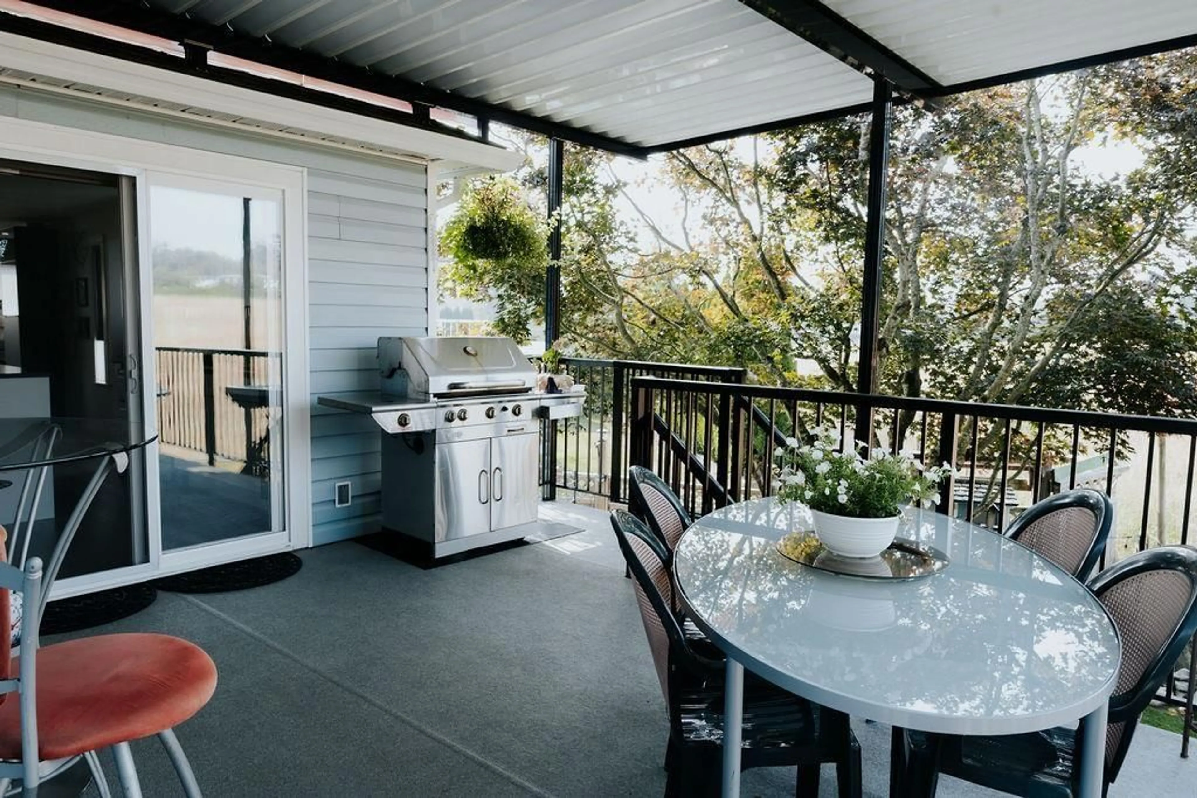 Patio, unknown for 3302 274A STREET, Langley British Columbia V4W3J2