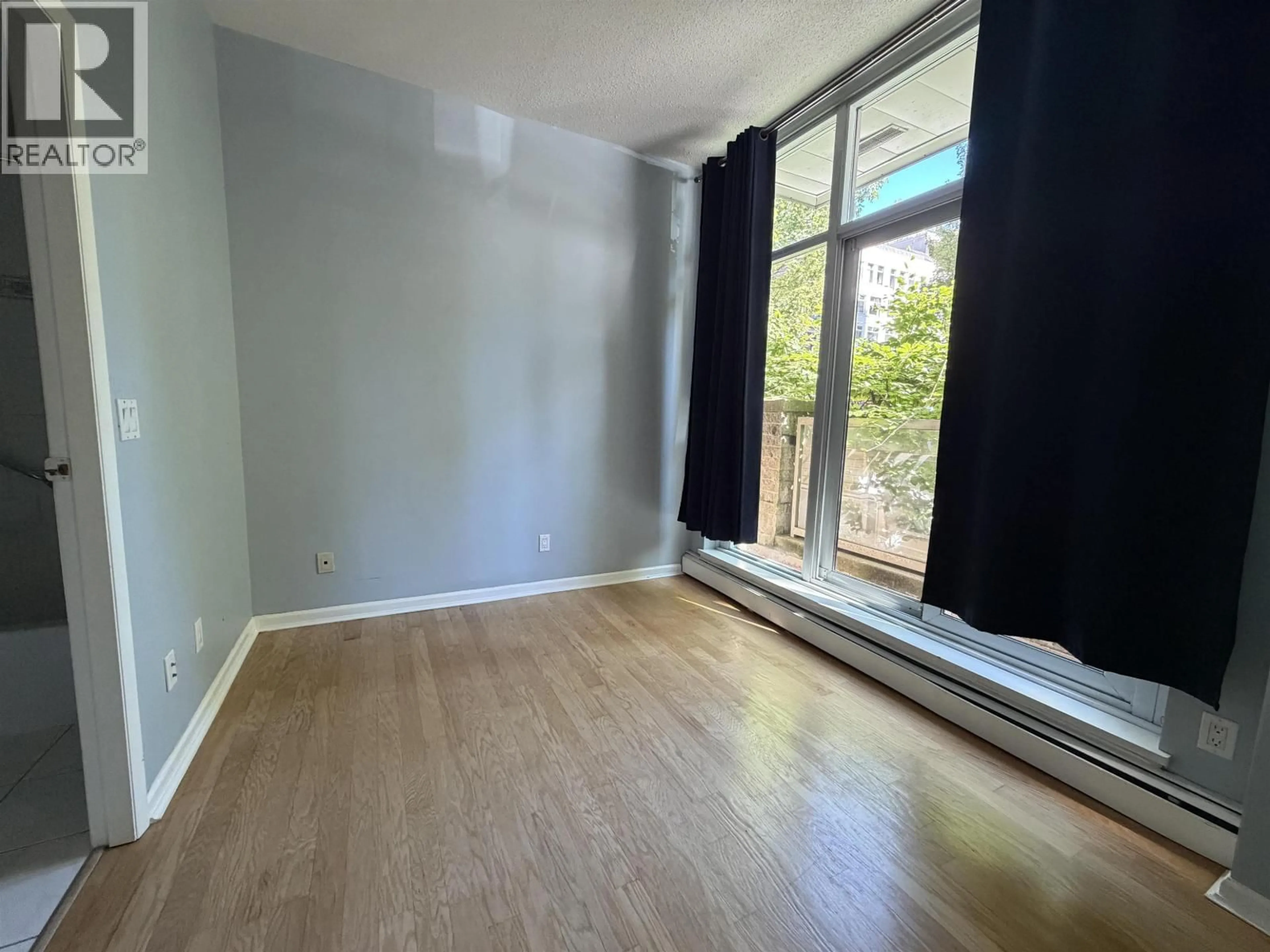 A pic of a room for 105 - 388 DRAKE STREET, Vancouver British Columbia V6B6A8