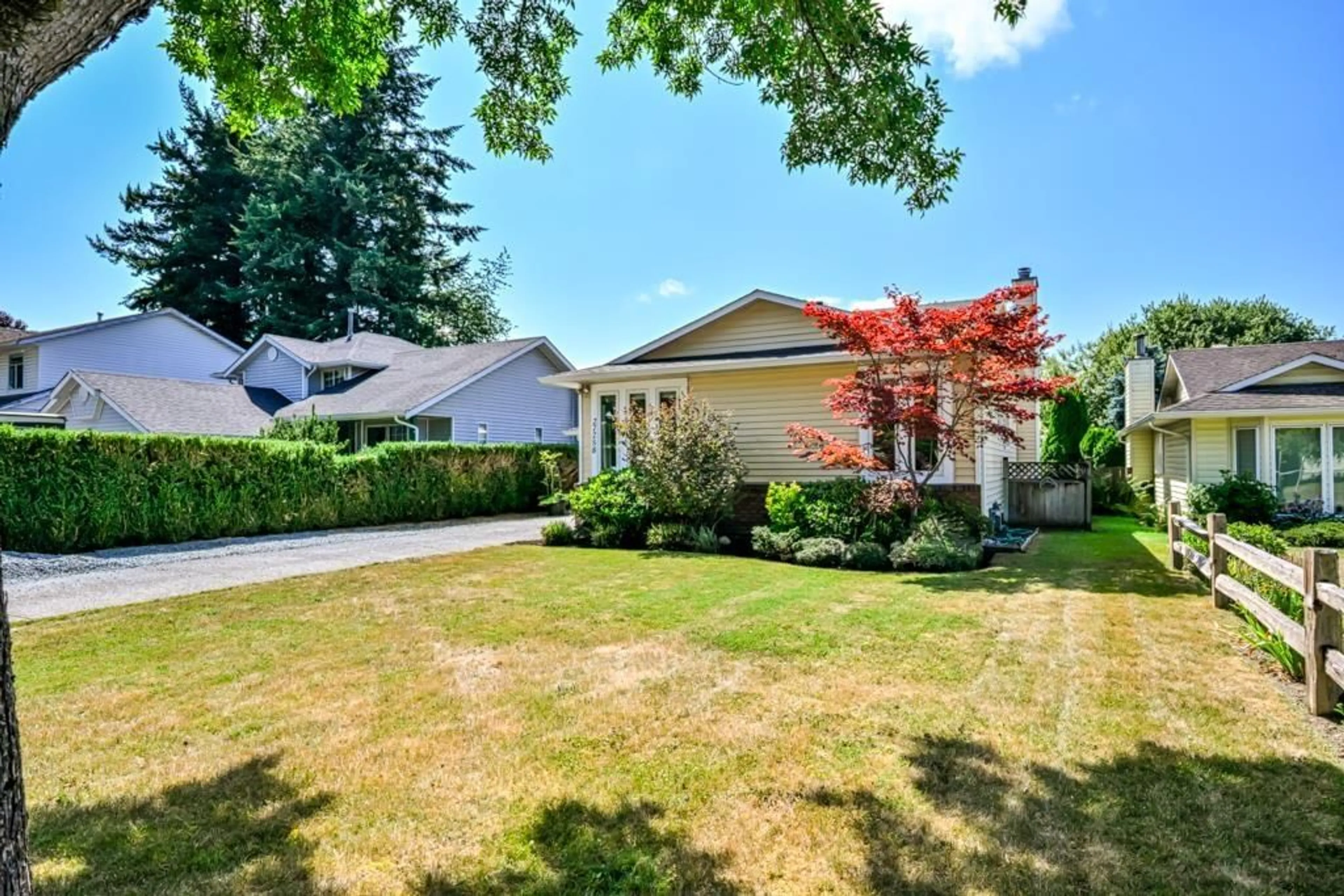 Unknown for 27258 26B AVENUE, Langley British Columbia V4W3K2