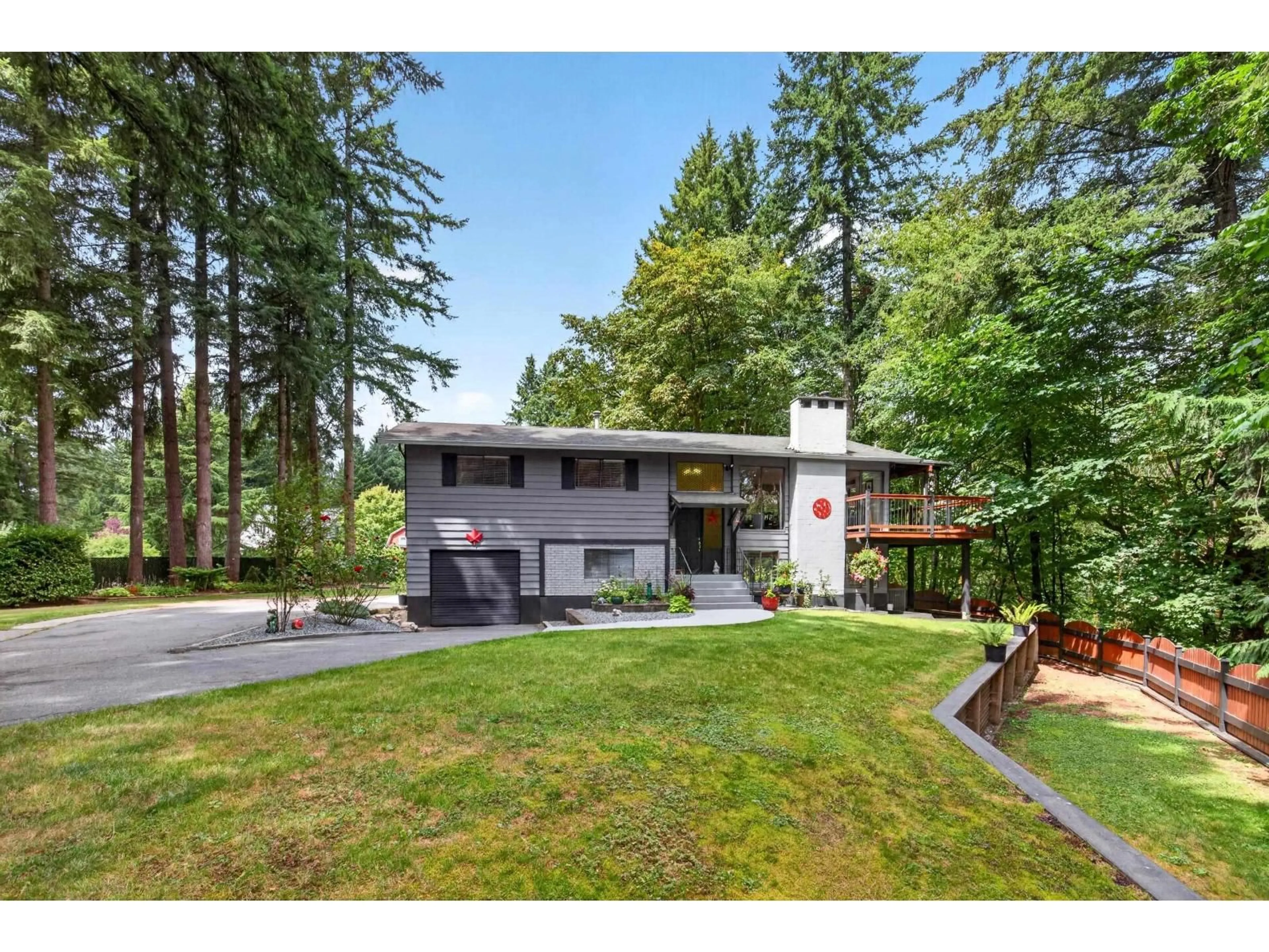 A pic from outside/outdoor area/front of a property/back of a property/a pic from drone, unknown for 24299 55 AVENUE, Langley British Columbia V3A7N6
