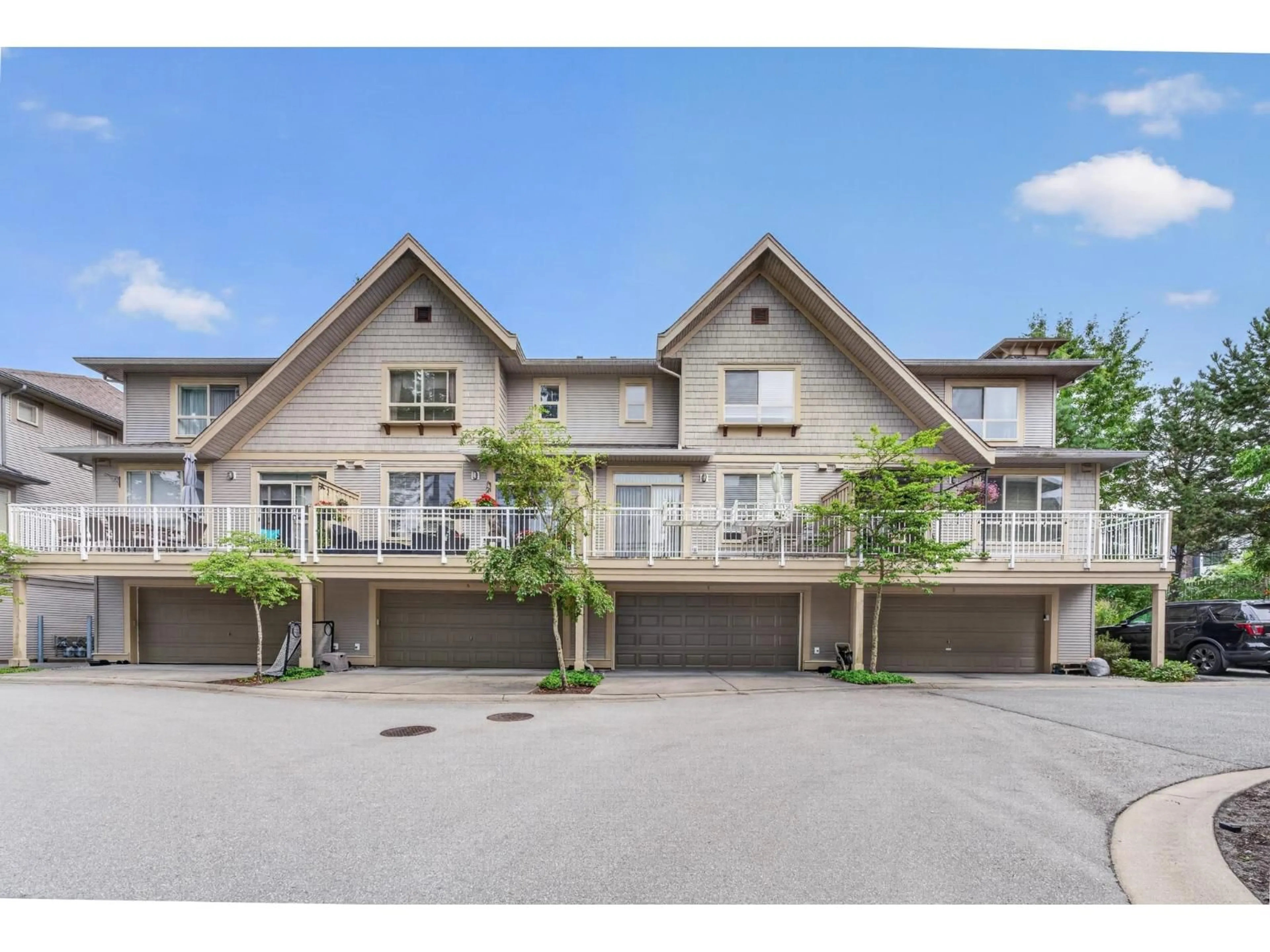 Unknown for 4 - 2738 158 STREET, Surrey British Columbia V3Z3K3