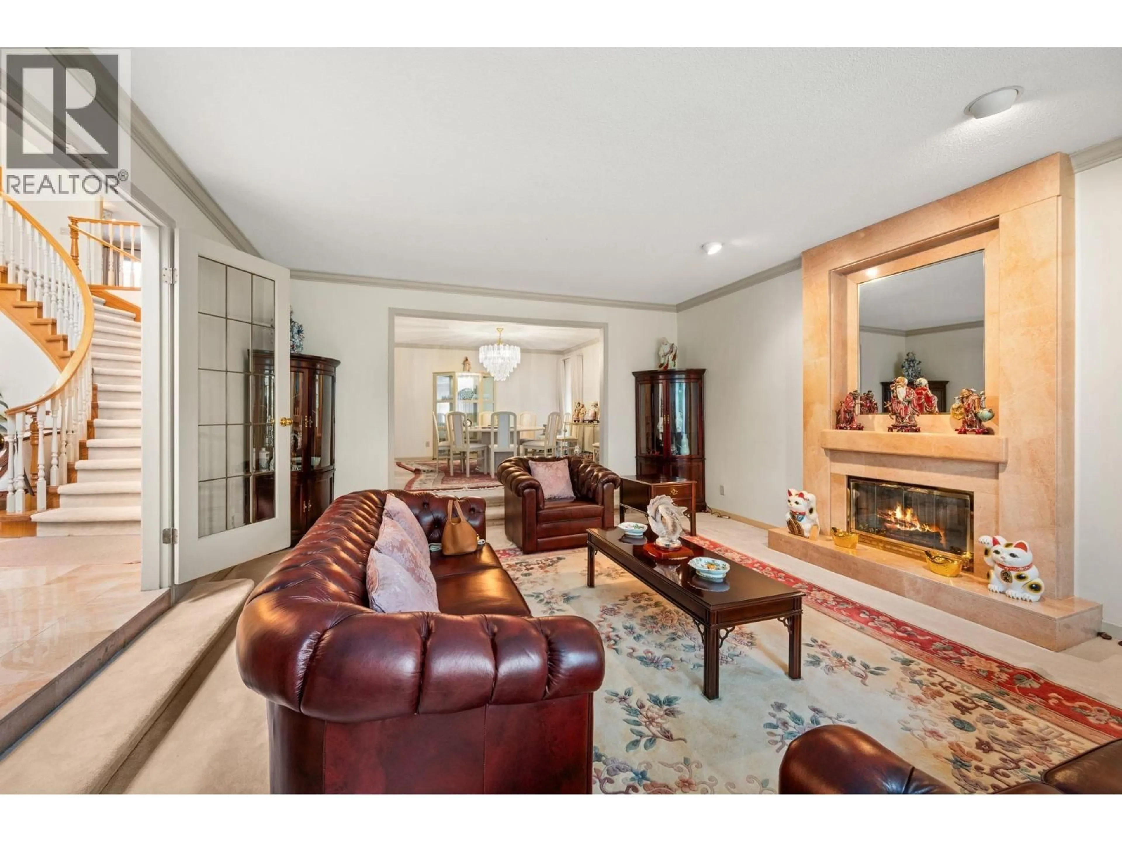 Living room with furniture, ceramic/tile floor for 6828 CYPRESS STREET, Vancouver British Columbia V6P5M1