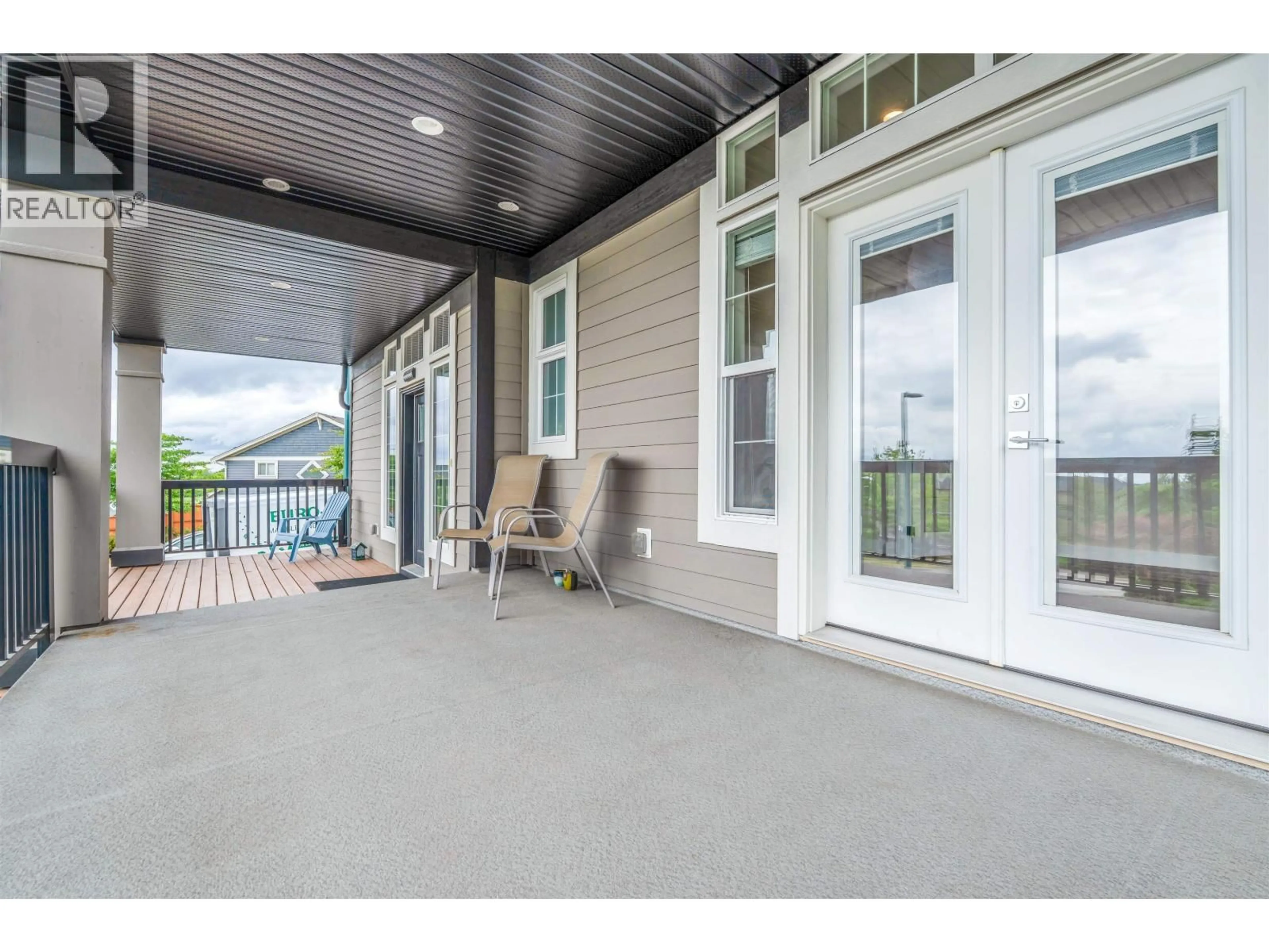 Patio, water/lake/river/ocean view for 3501 BISHOP PLACE, Coquitlam British Columbia V3E0K2