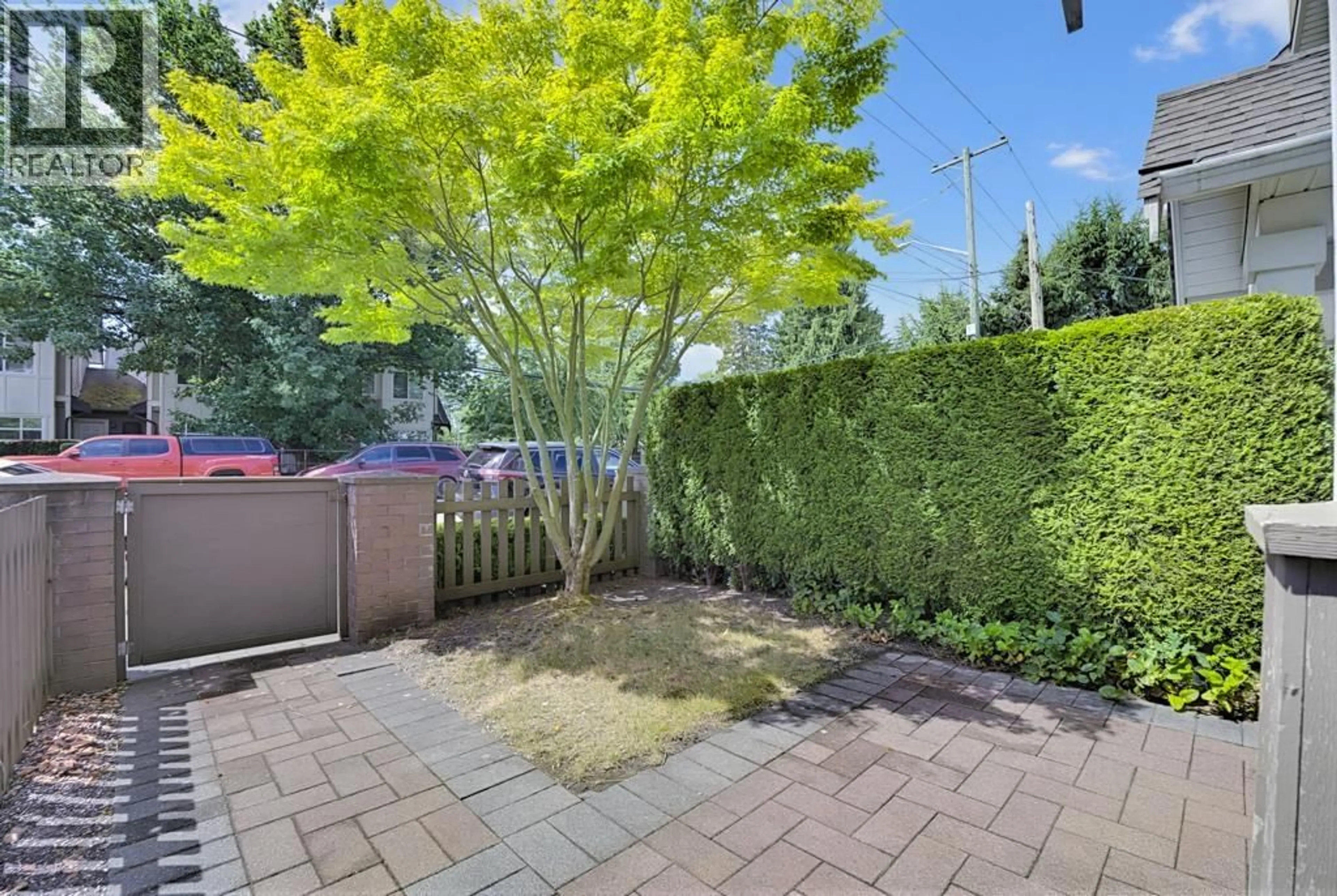 Patio, street for 27 - 9451 GRANVILLE AVENUE, Richmond British Columbia V6Y1P9