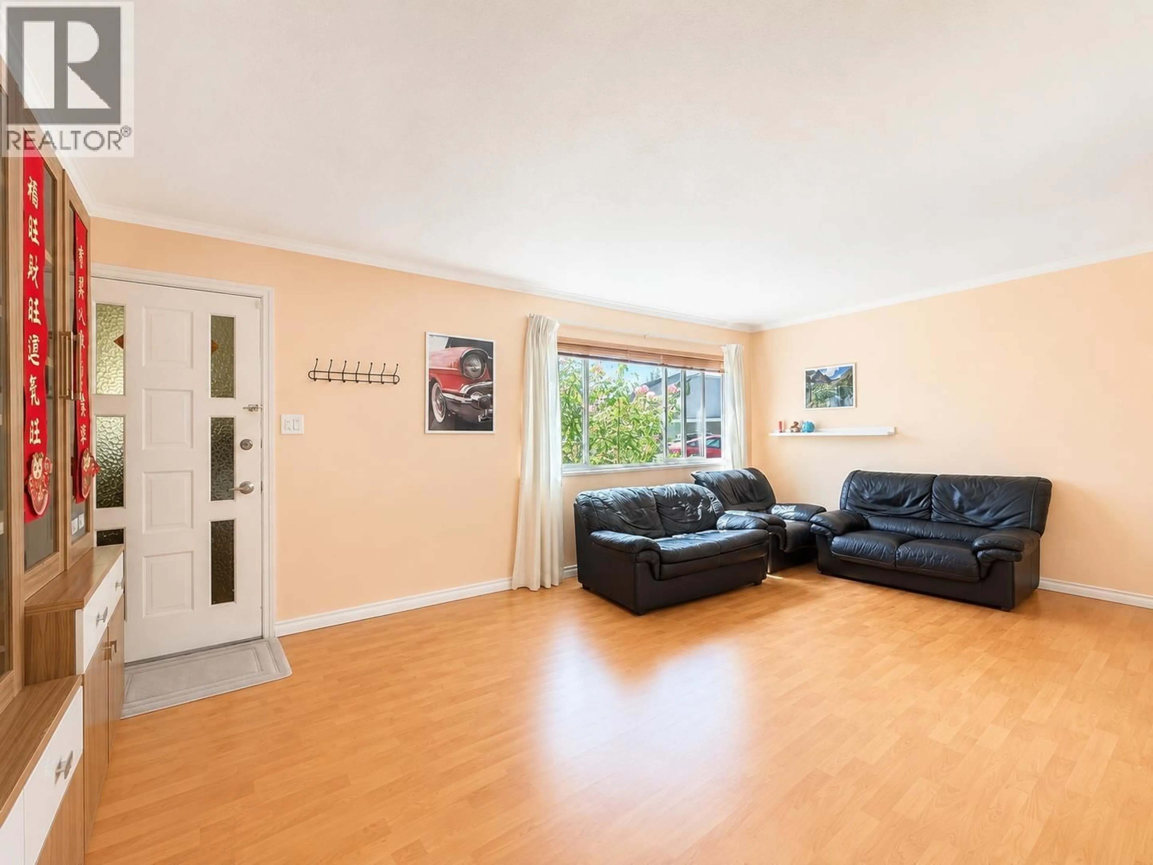 Living room with furniture, unknown for 7031 LINDSAY ROAD, Richmond British Columbia V7C2P5