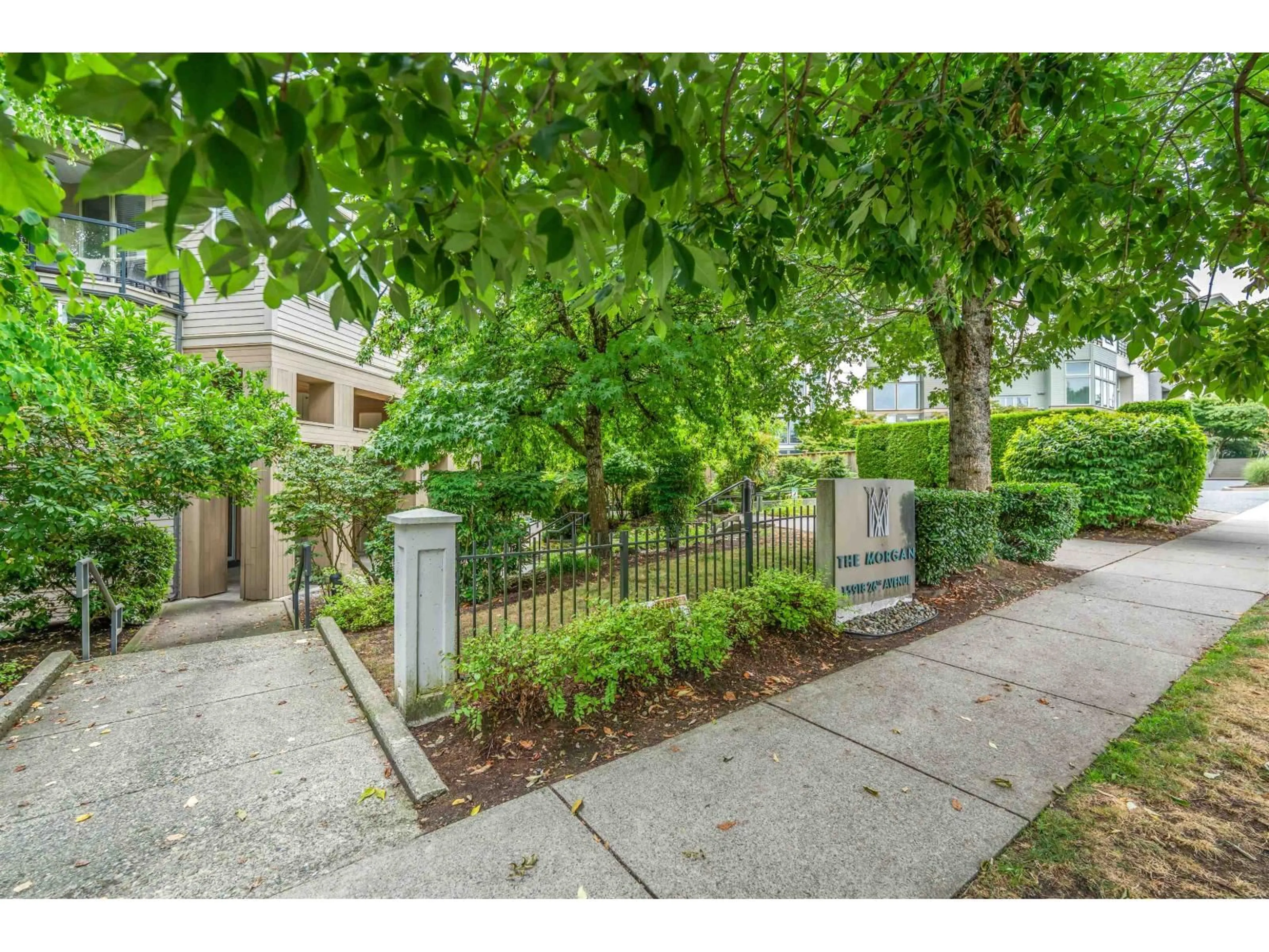Unknown for 327 - 15918 26 AVENUE, Surrey British Columbia V3S5K3
