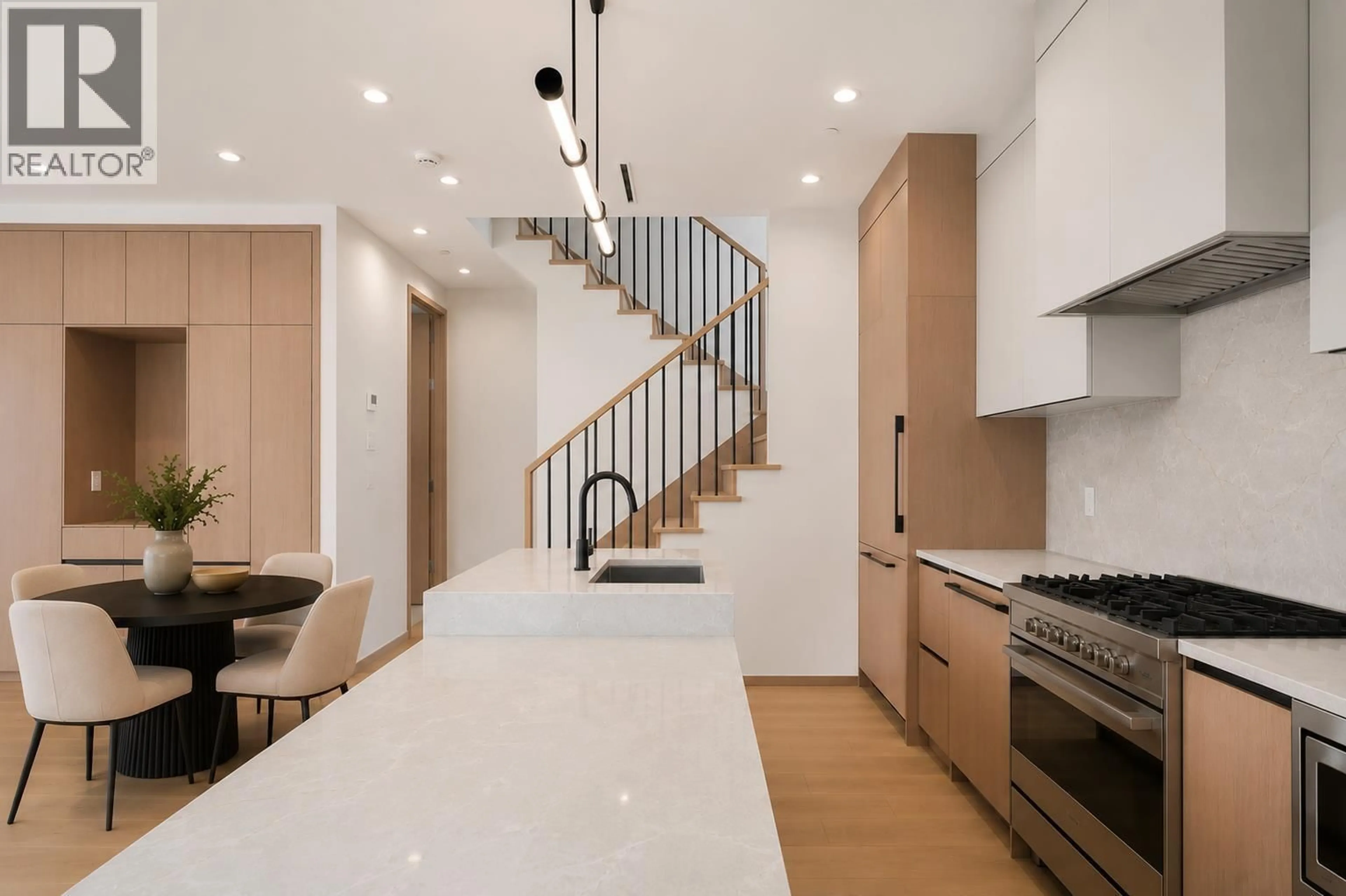 Contemporary kitchen, unknown for 2 - 1448 30TH AVENUE, Vancouver British Columbia V5N3A2